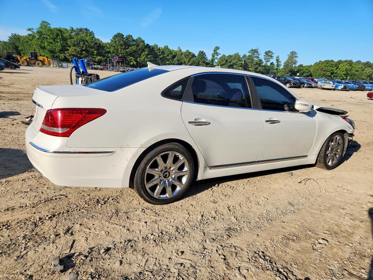 2012 Hyundai Equus White vin: KMHGH4JH3CU055960