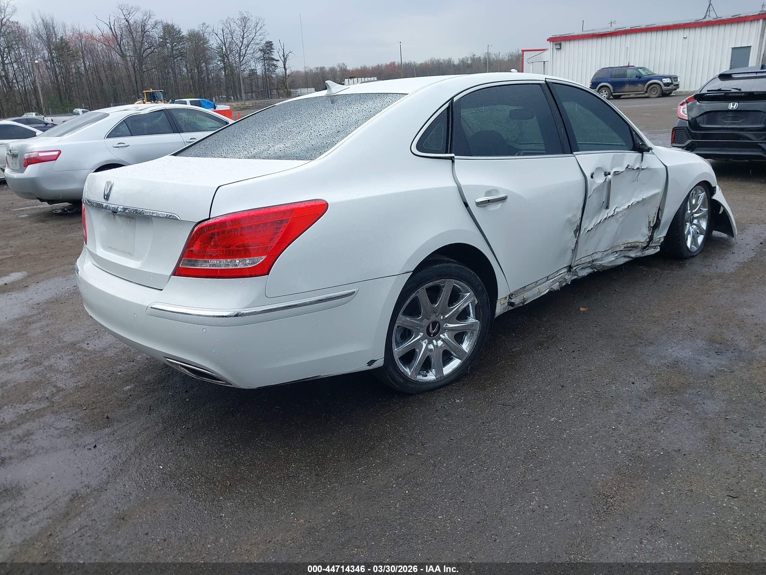 2013 Hyundai Equus Signature White vin: KMHGH4JH3DU067687