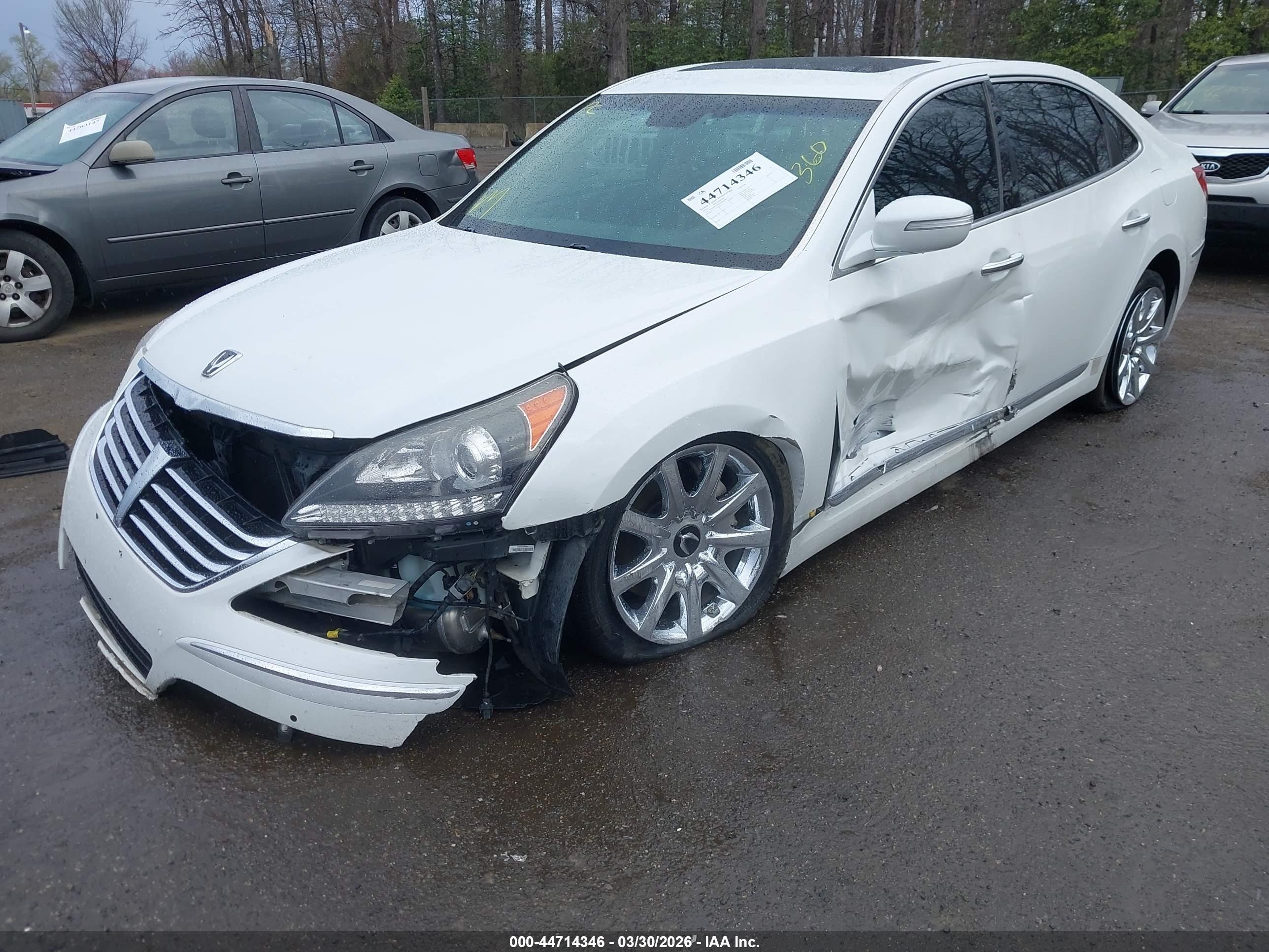 2013 Hyundai Equus Signature White vin: KMHGH4JH3DU067687