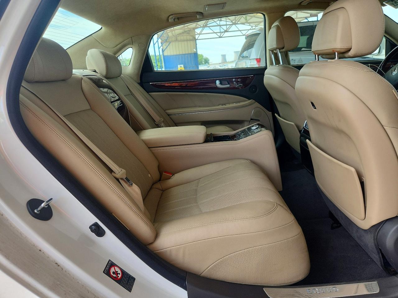 2013 Hyundai Equus Ultimate White vin: KMHGH4JH3DU072498