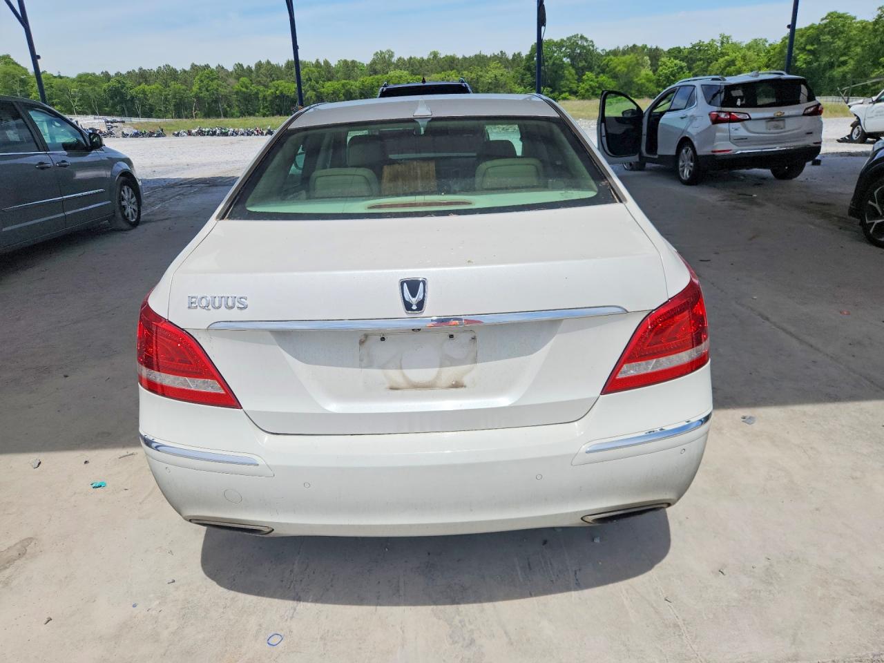 2013 Hyundai Equus Ultimate White vin: KMHGH4JH3DU072498