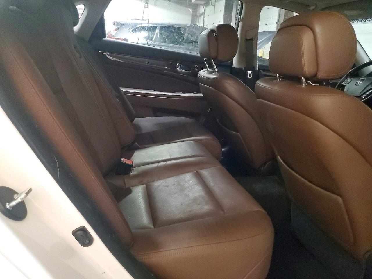 2014 Hyundai Equus Signature Белый vin: KMHGH4JH3EU078481