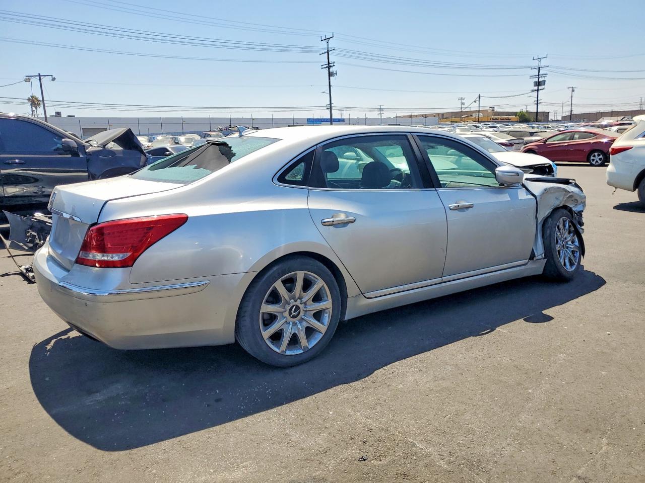 2013 Hyundai Equus Signature Gray vin: KMHGH4JH4DU067939