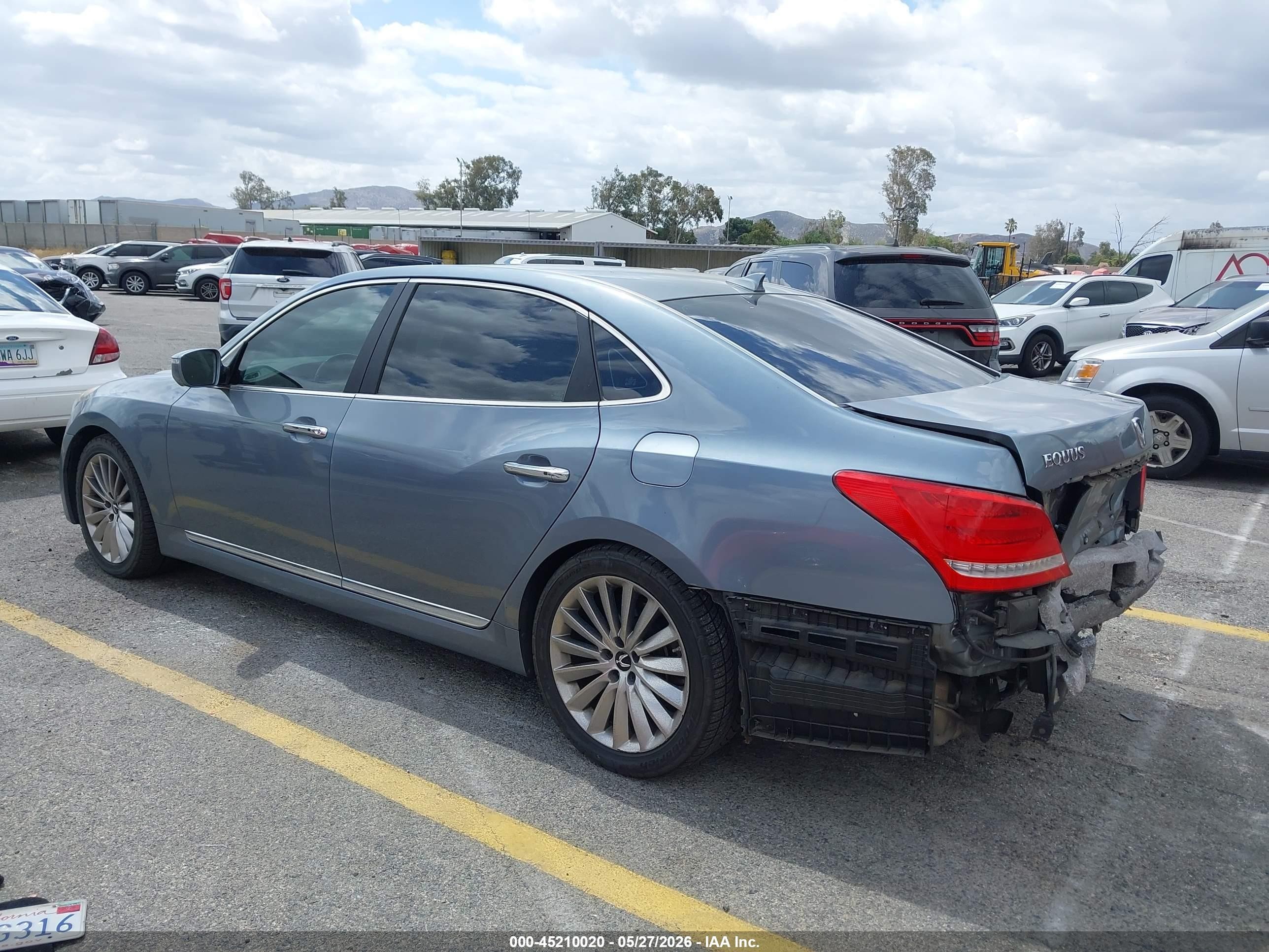 2015 Hyundai Equus Ultimate Teal vin: KMHGH4JH4FU097817