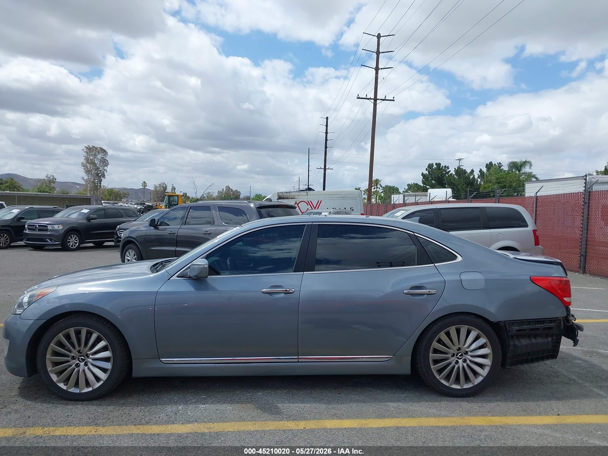 2015 Hyundai Equus Ultimate Teal vin: KMHGH4JH4FU097817