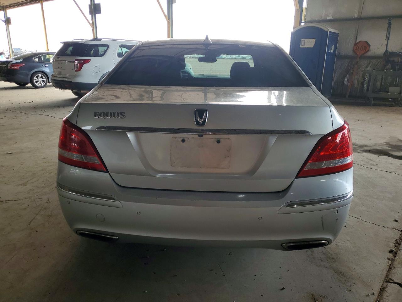 2012 Hyundai Equus Ultimate Silver vin: KMHGH4JH5CU054129
