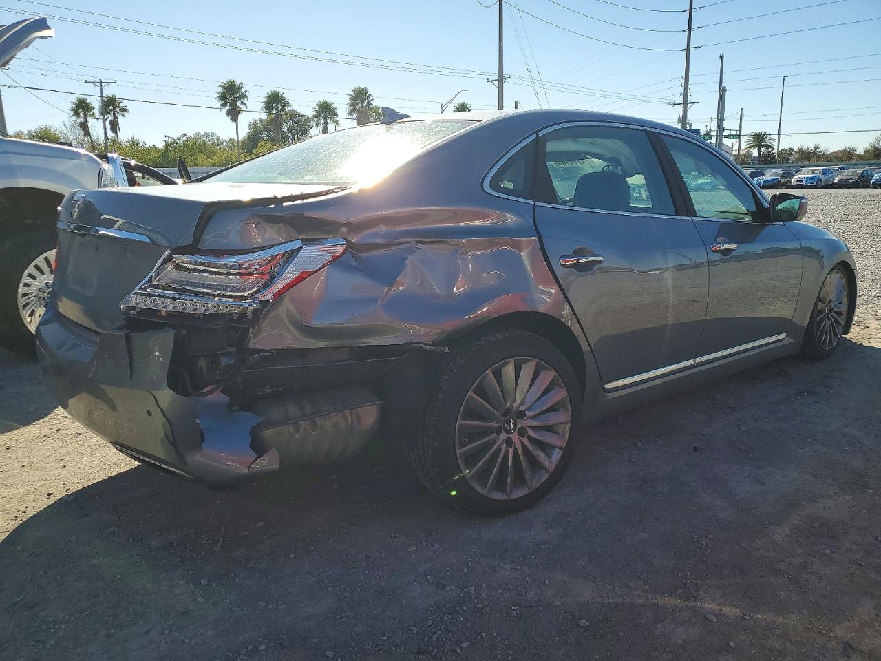 2015 Hyundai Equus Signature Серебряный vin: KMHGH4JH5FU096837