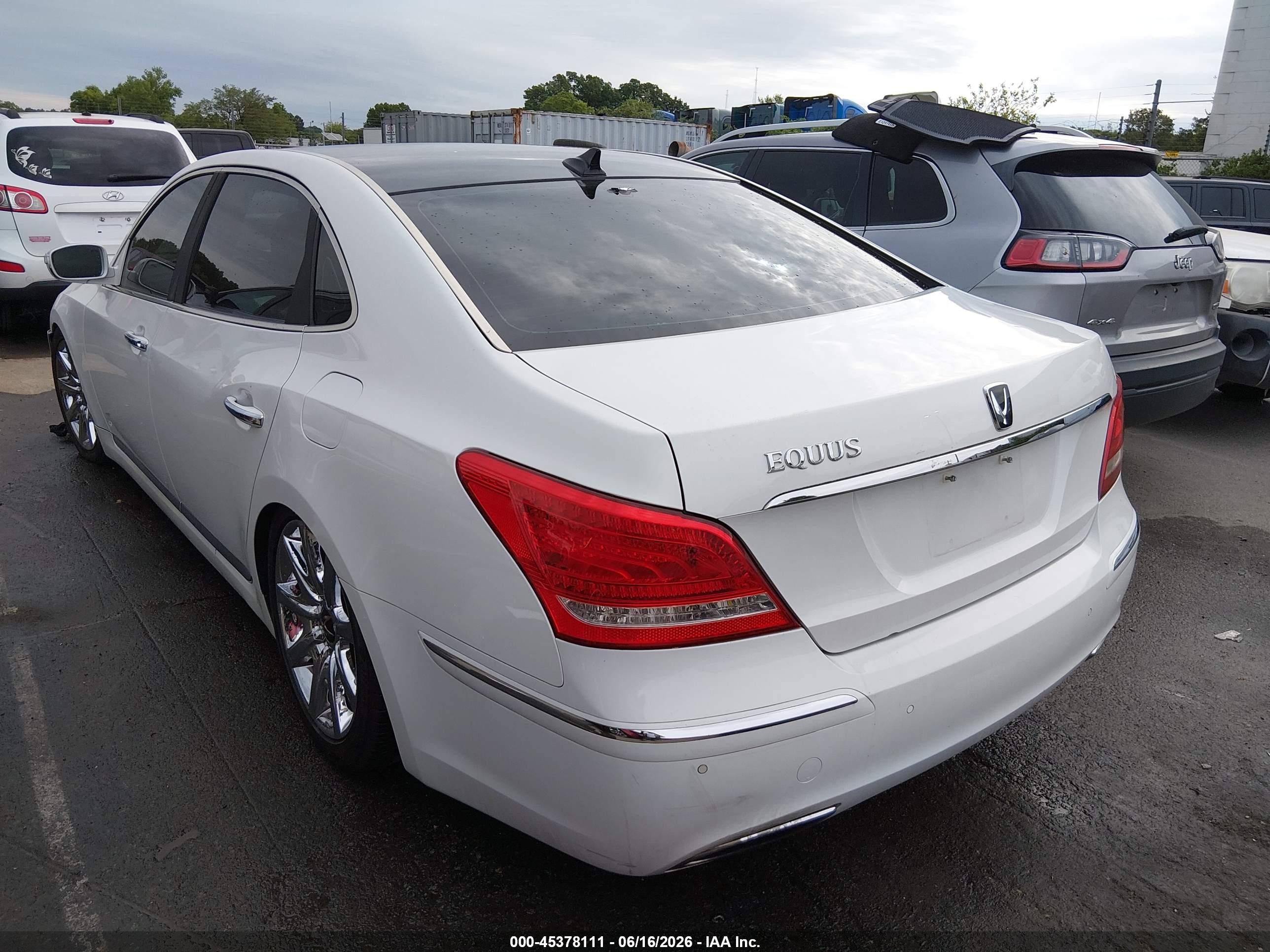 2012 Hyundai Equus Signature White vin: KMHGH4JH6CU050350