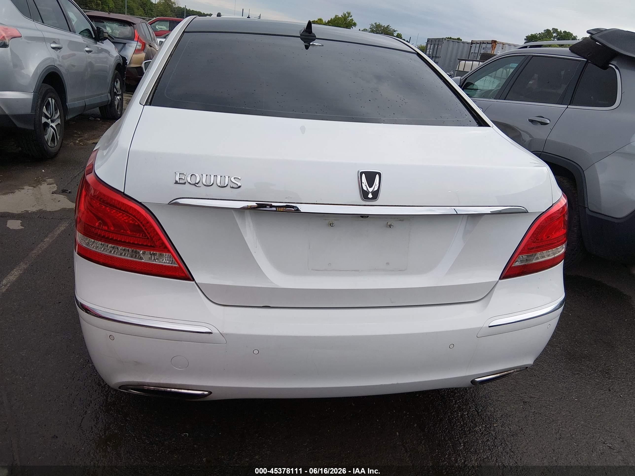 2012 Hyundai Equus Signature White vin: KMHGH4JH6CU050350