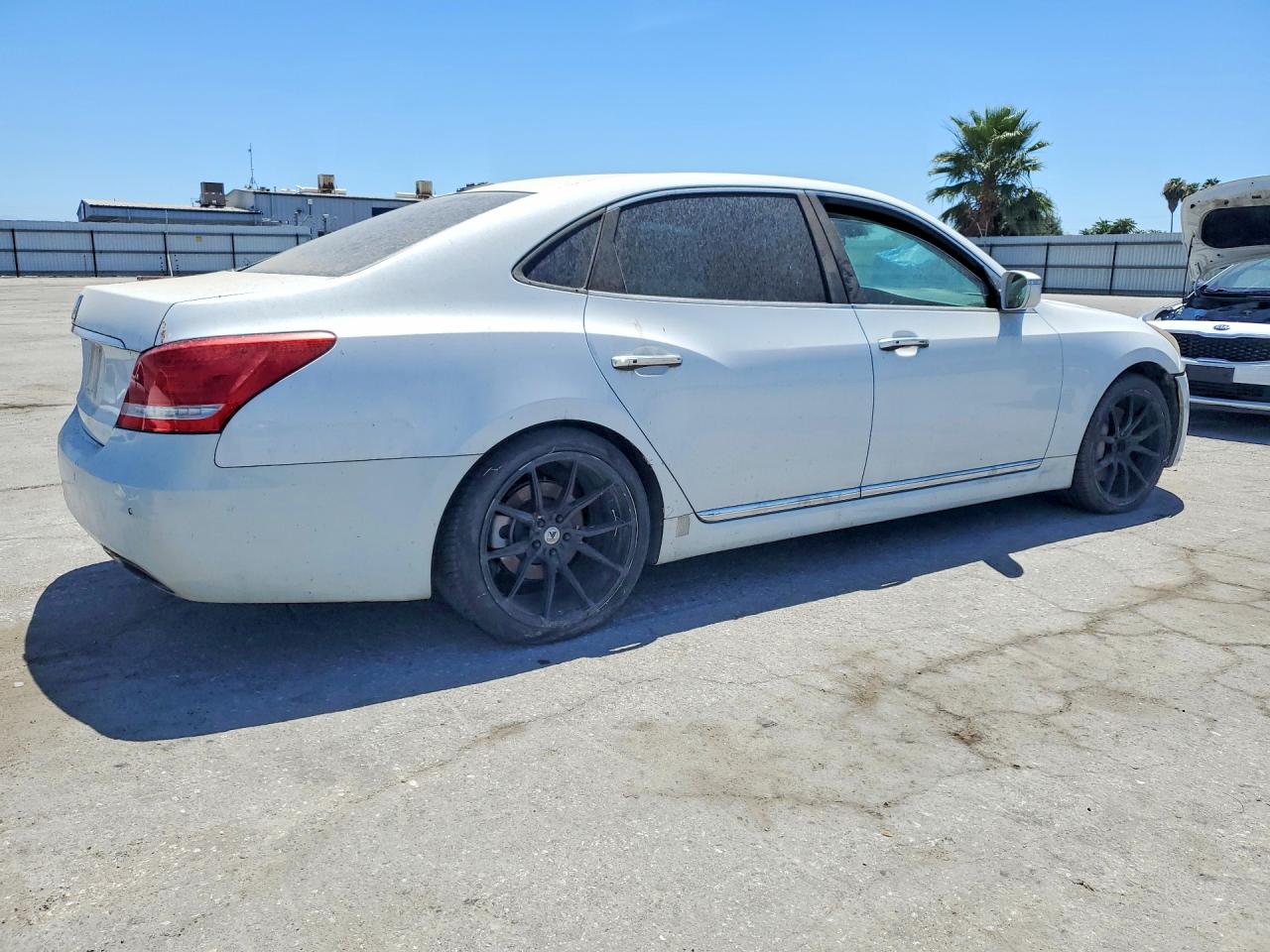 2014 Hyundai Equus Signature White vin: KMHGH4JH6EU075087
