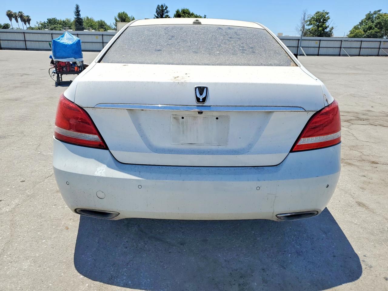 2014 Hyundai Equus Signature White vin: KMHGH4JH6EU075087