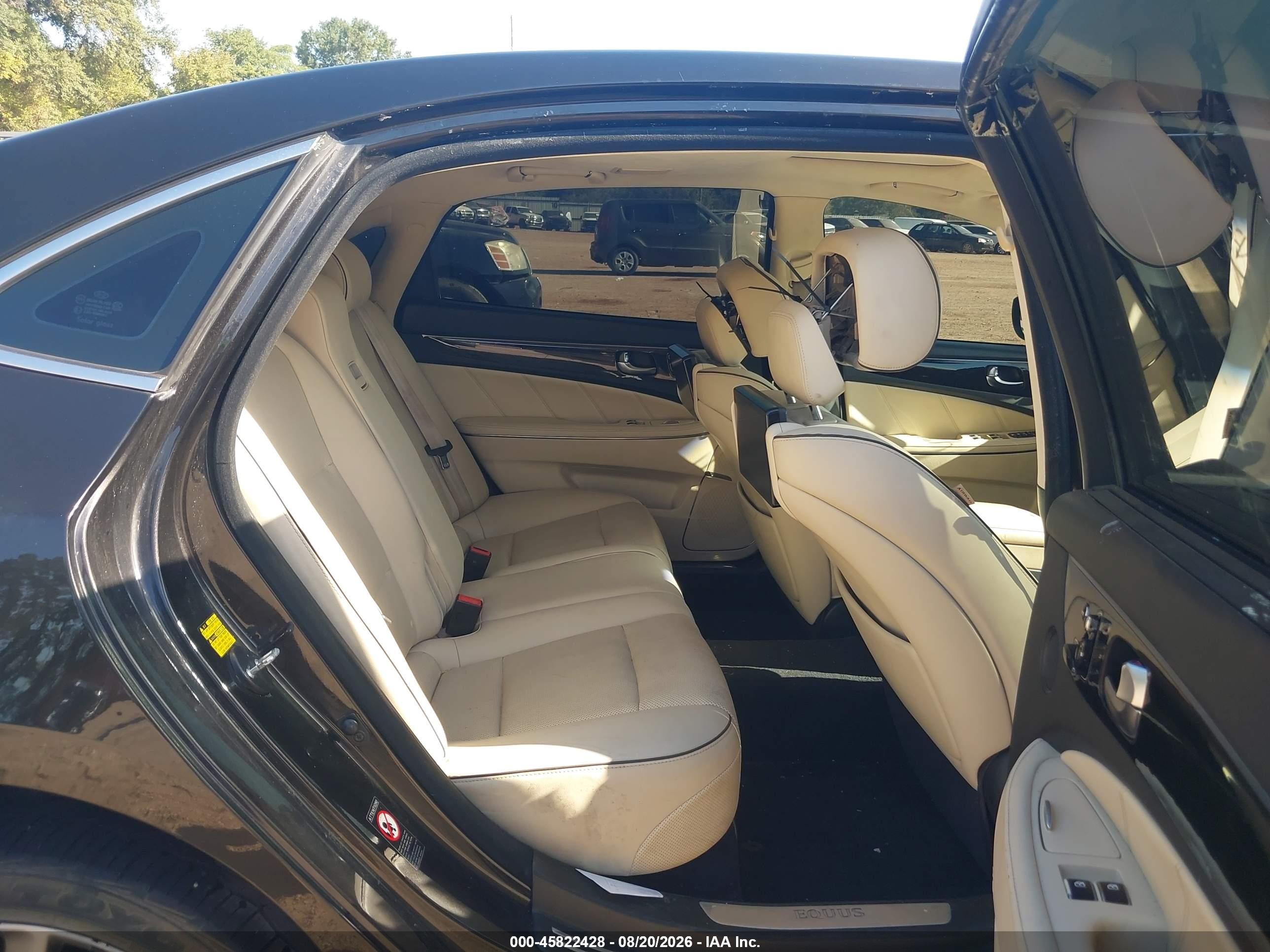 2014 Hyundai Equus Ultimate Black vin: KMHGH4JH6EU080743