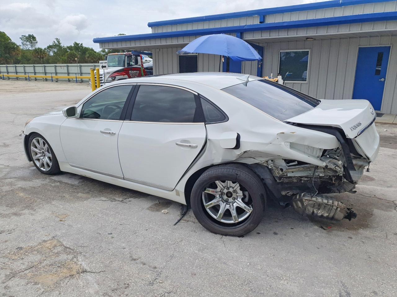 2012 Hyundai Equus Signature White vin: KMHGH4JH7CU052205