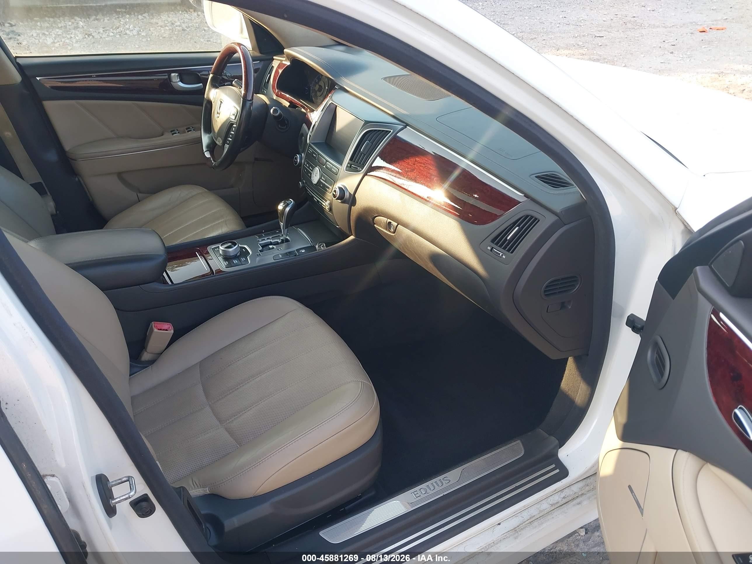 2012 Hyundai Equus Signature White vin: KMHGH4JH7CU054486