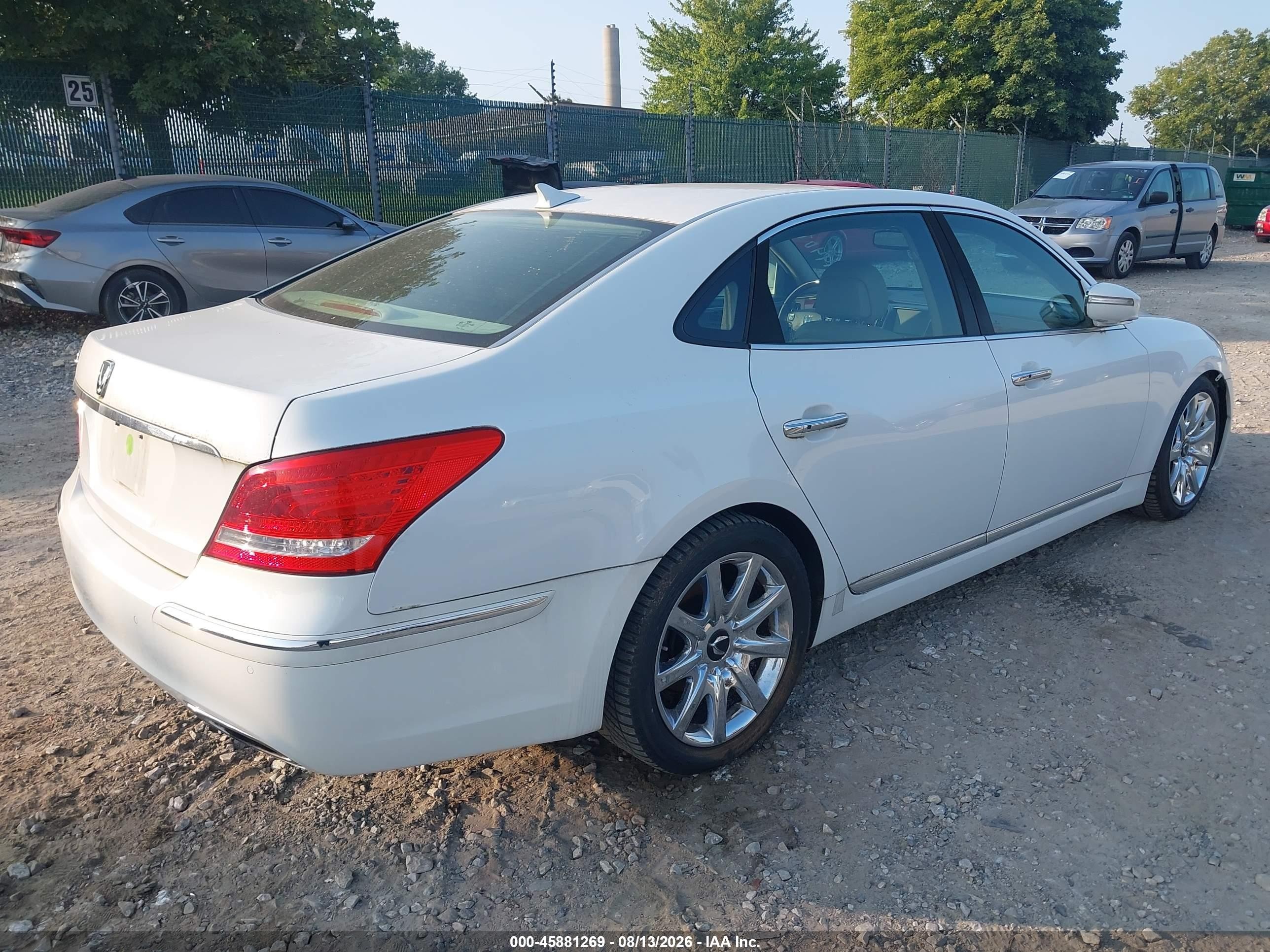 2012 Hyundai Equus Signature White vin: KMHGH4JH7CU054486