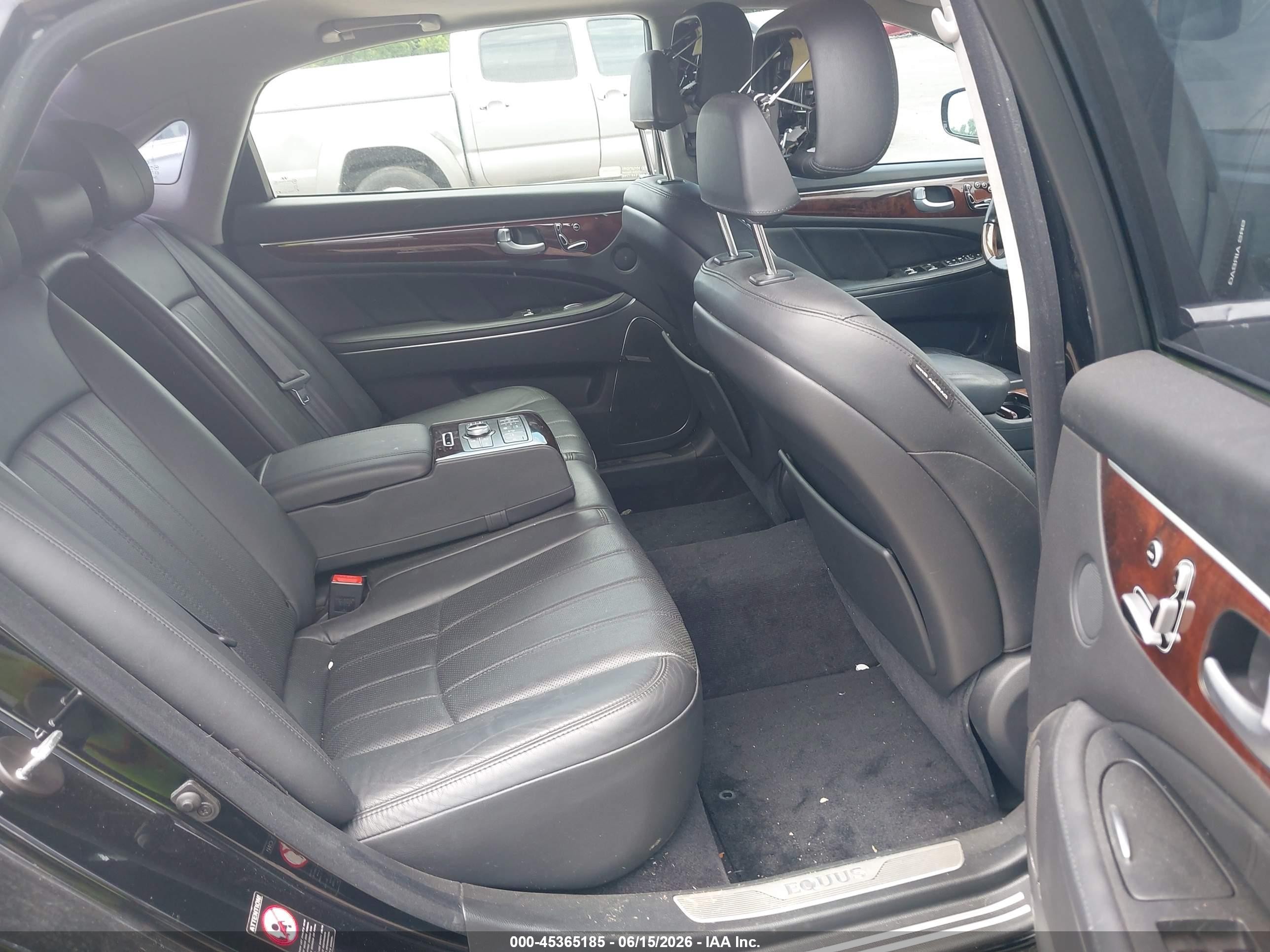 2013 Hyundai Equus Signature Black vin: KMHGH4JH7DU064646