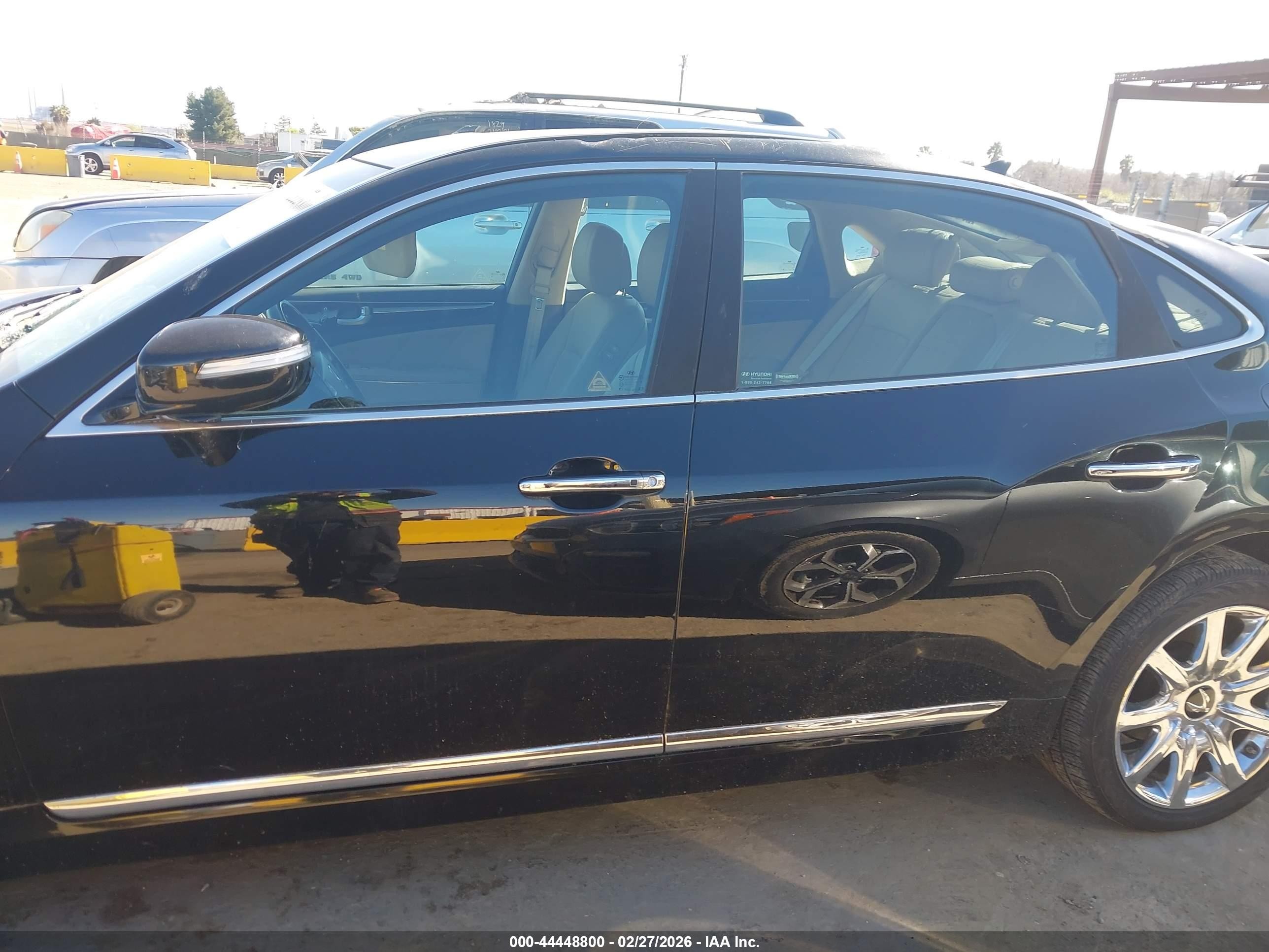 2013 Hyundai Equus Signature Black vin: KMHGH4JH7DU072469