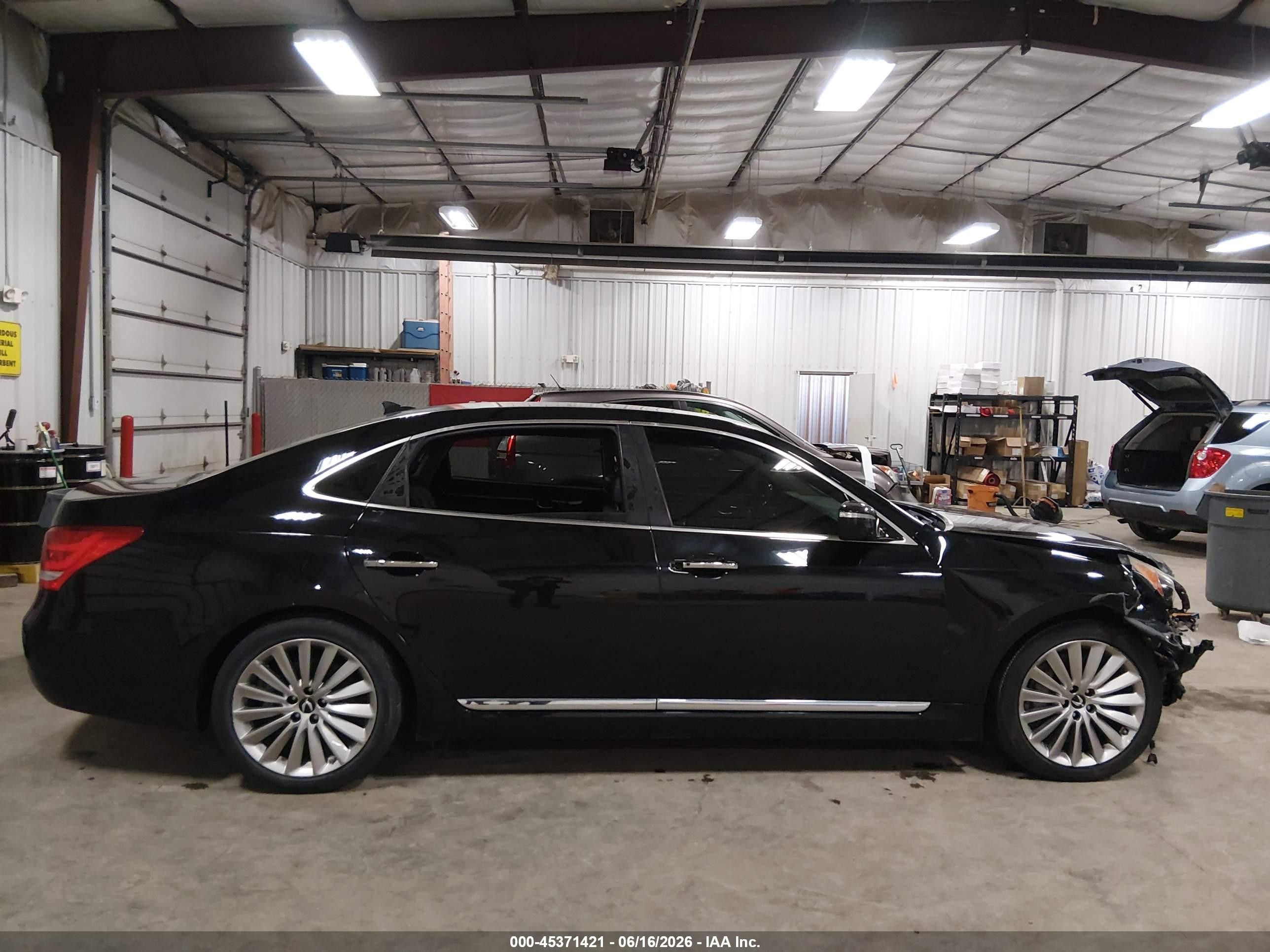 2015 Hyundai Equus Signature Black vin: KMHGH4JH7FU099738