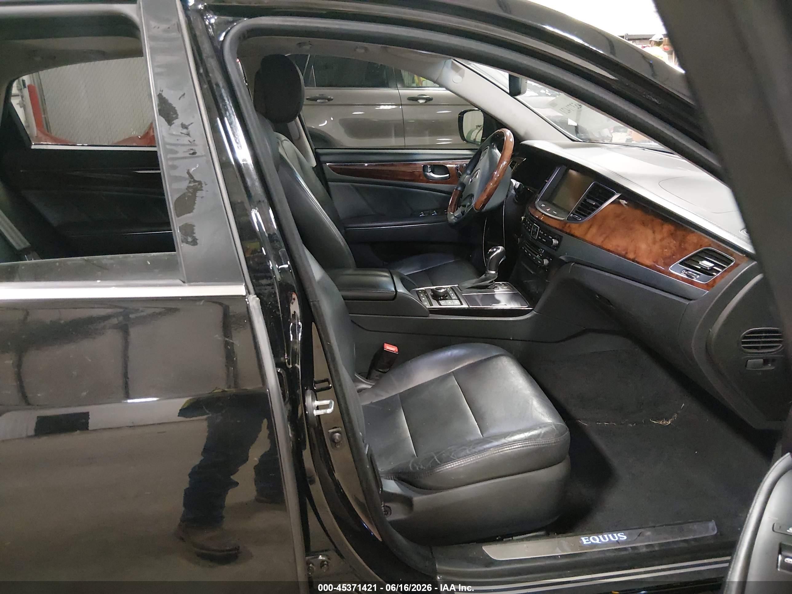 2015 Hyundai Equus Signature Black vin: KMHGH4JH7FU099738