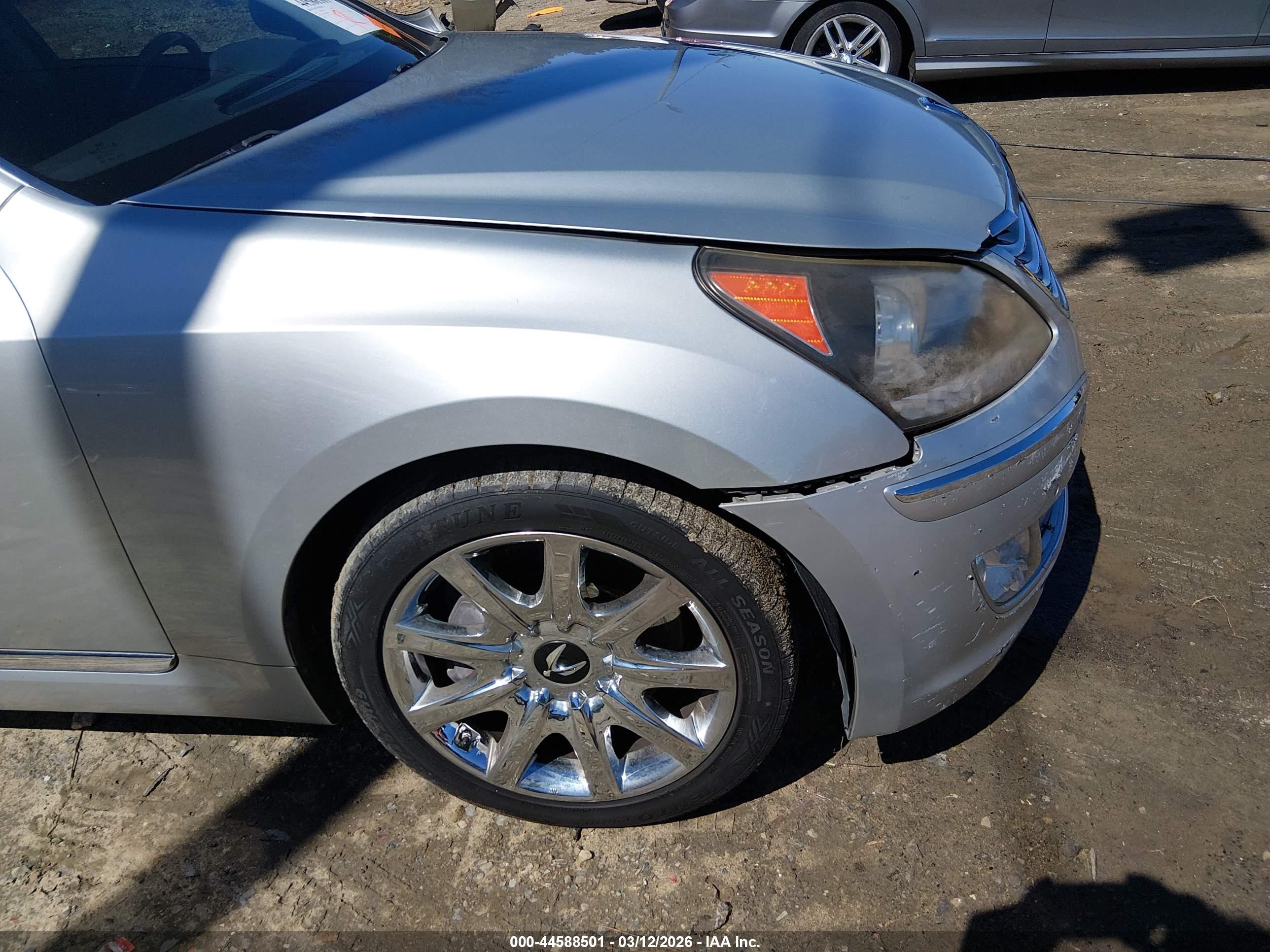 2013 Hyundai Equus Signature Silver vin: KMHGH4JH8DU064347