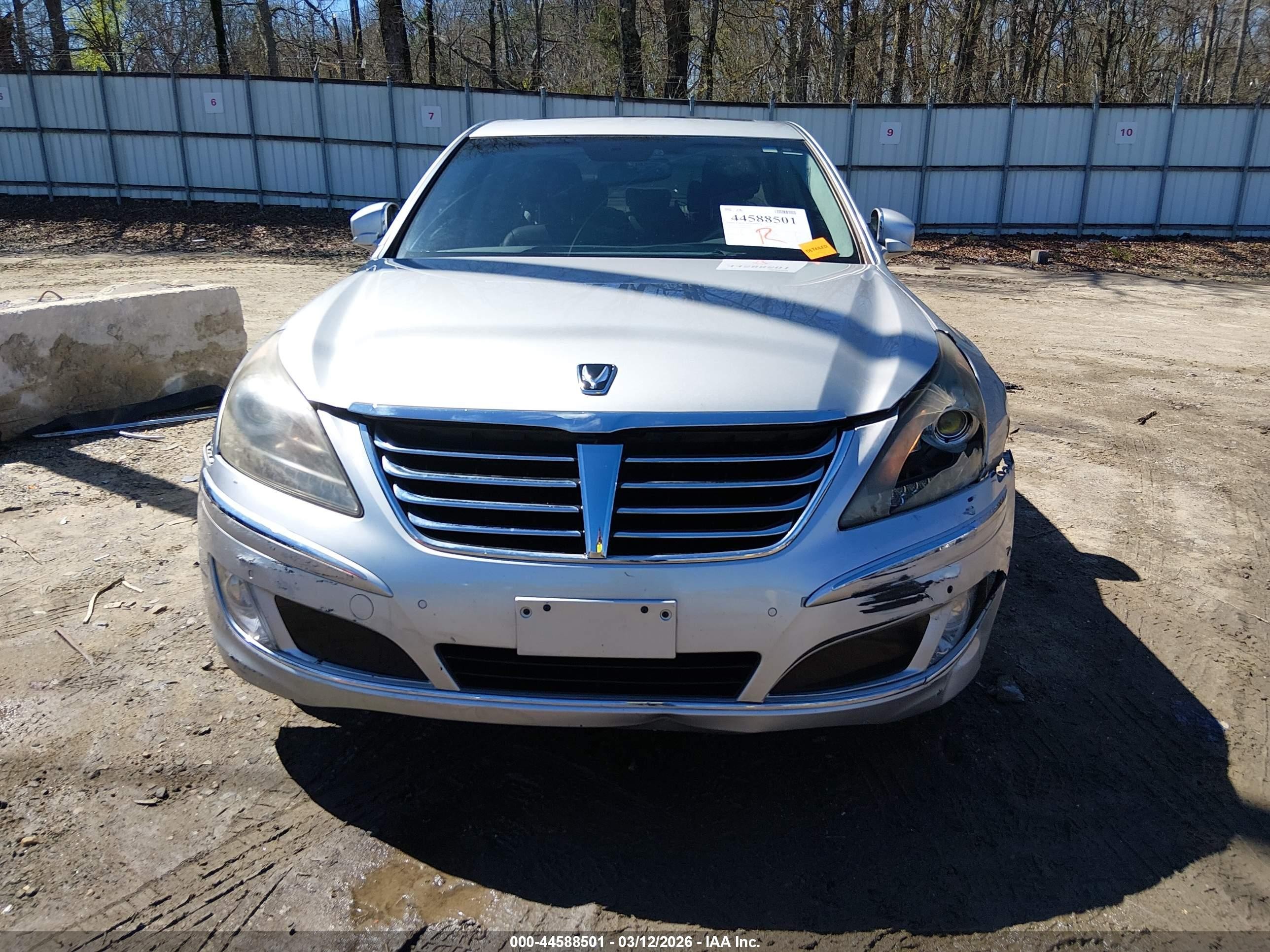 2013 Hyundai Equus Signature Silver vin: KMHGH4JH8DU064347
