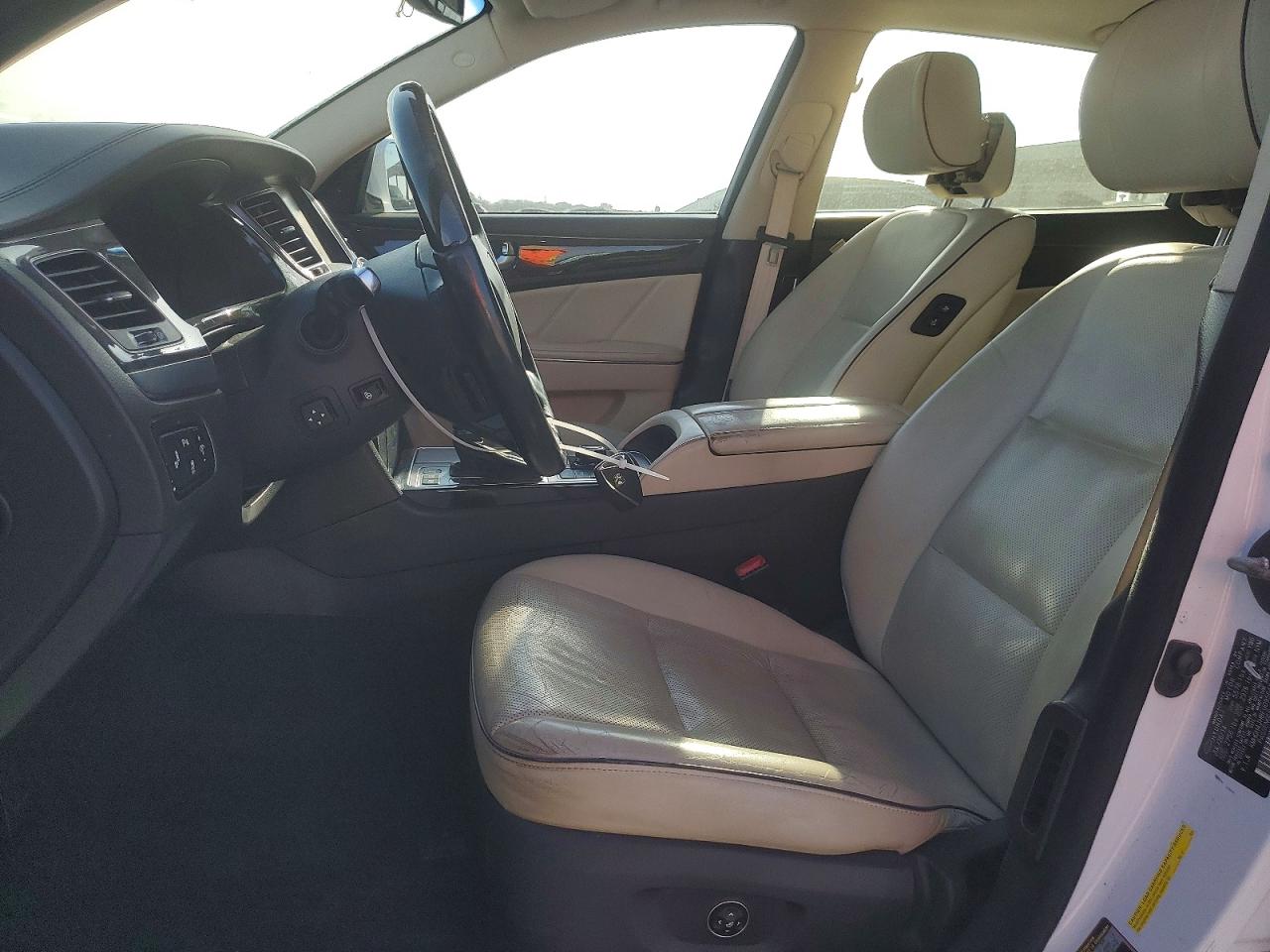 2015 Hyundai Equus Signature White vin: KMHGH4JH8FU095648