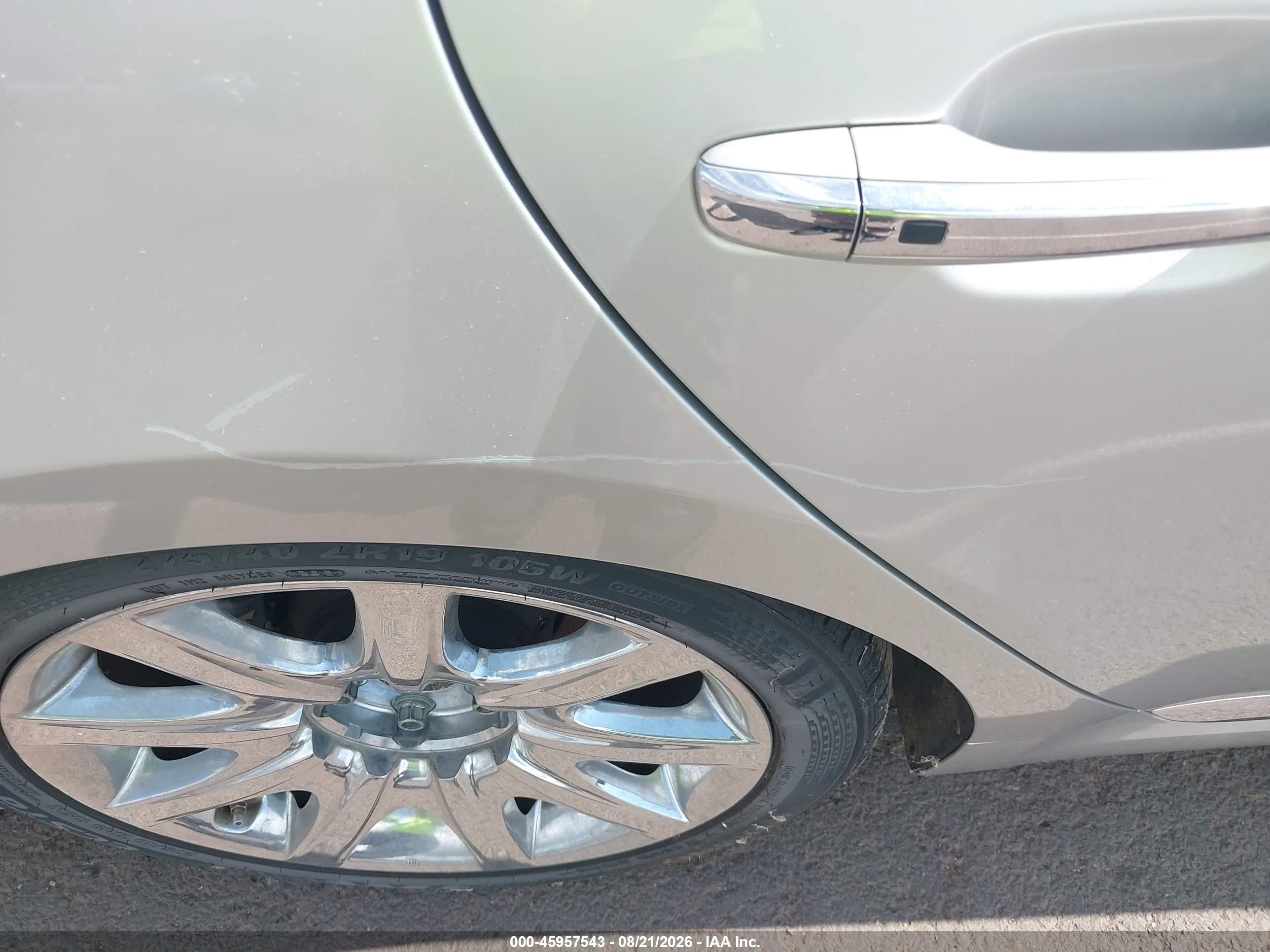 2012 Hyundai Equus Signature Silver vin: KMHGH4JHXCU045586