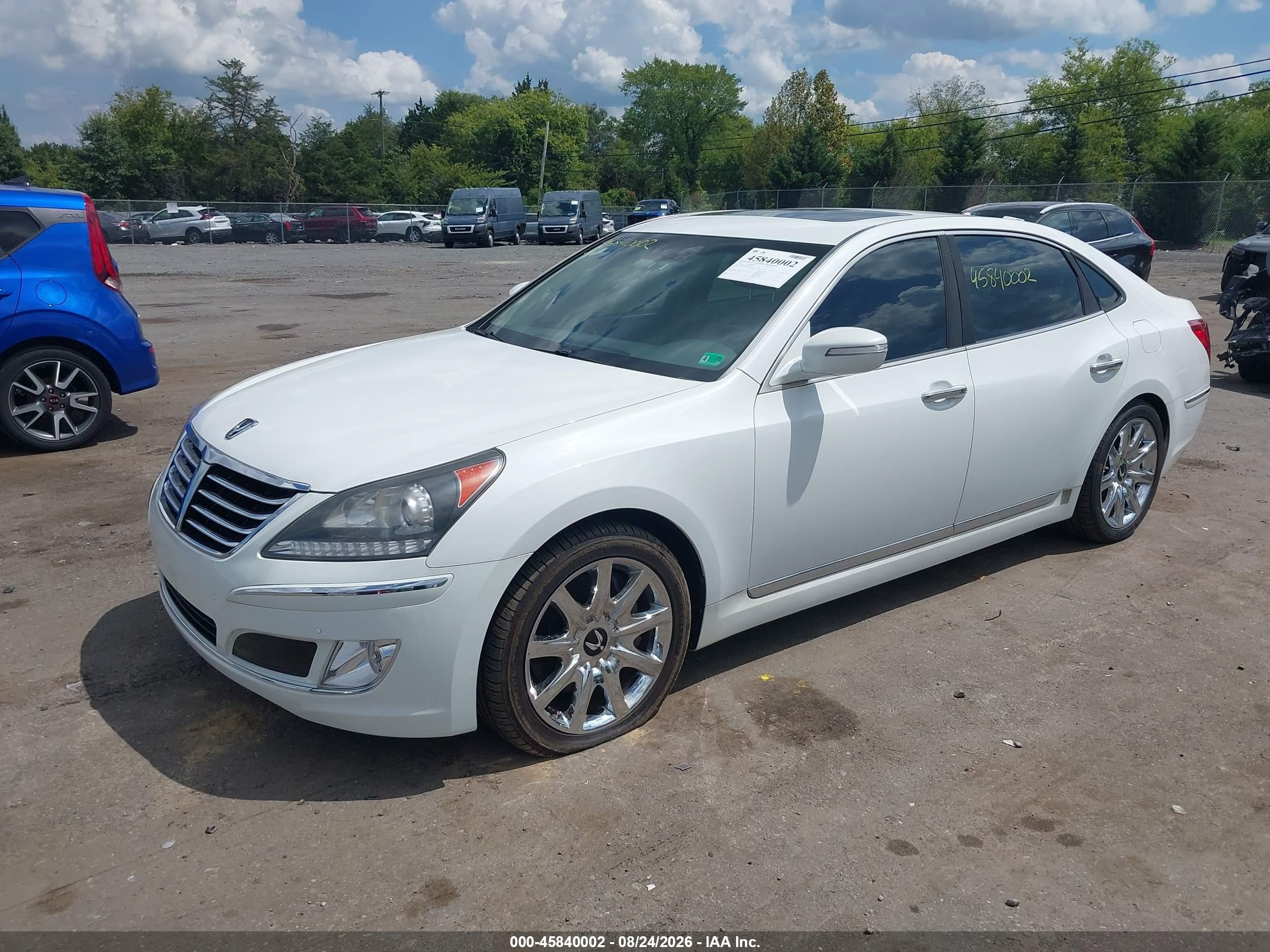 2012 Hyundai Equus Signature White vin: KMHGH4JHXCU050822
