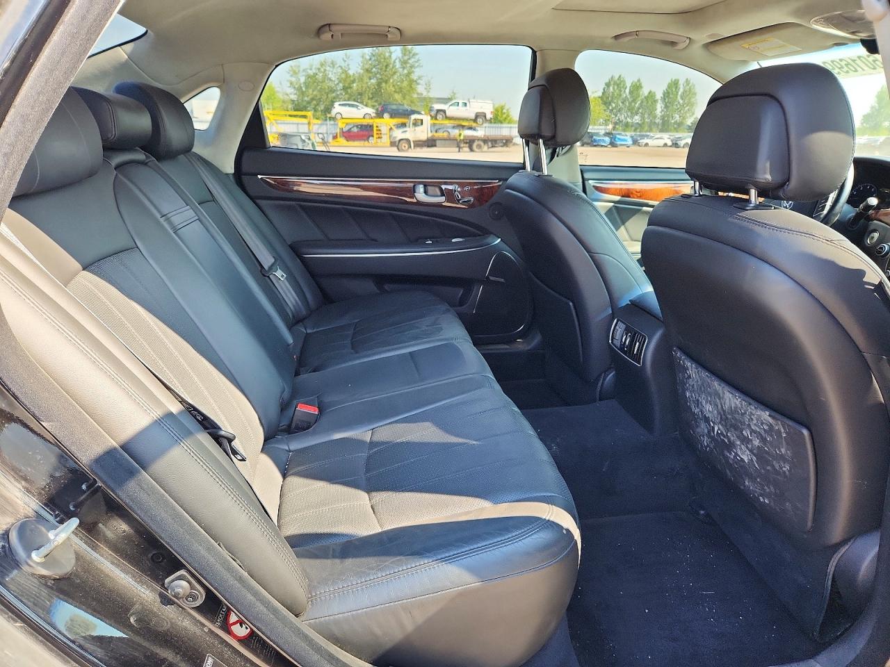 2013 Hyundai Equus Signature Black vin: KMHGH4JHXDU062809
