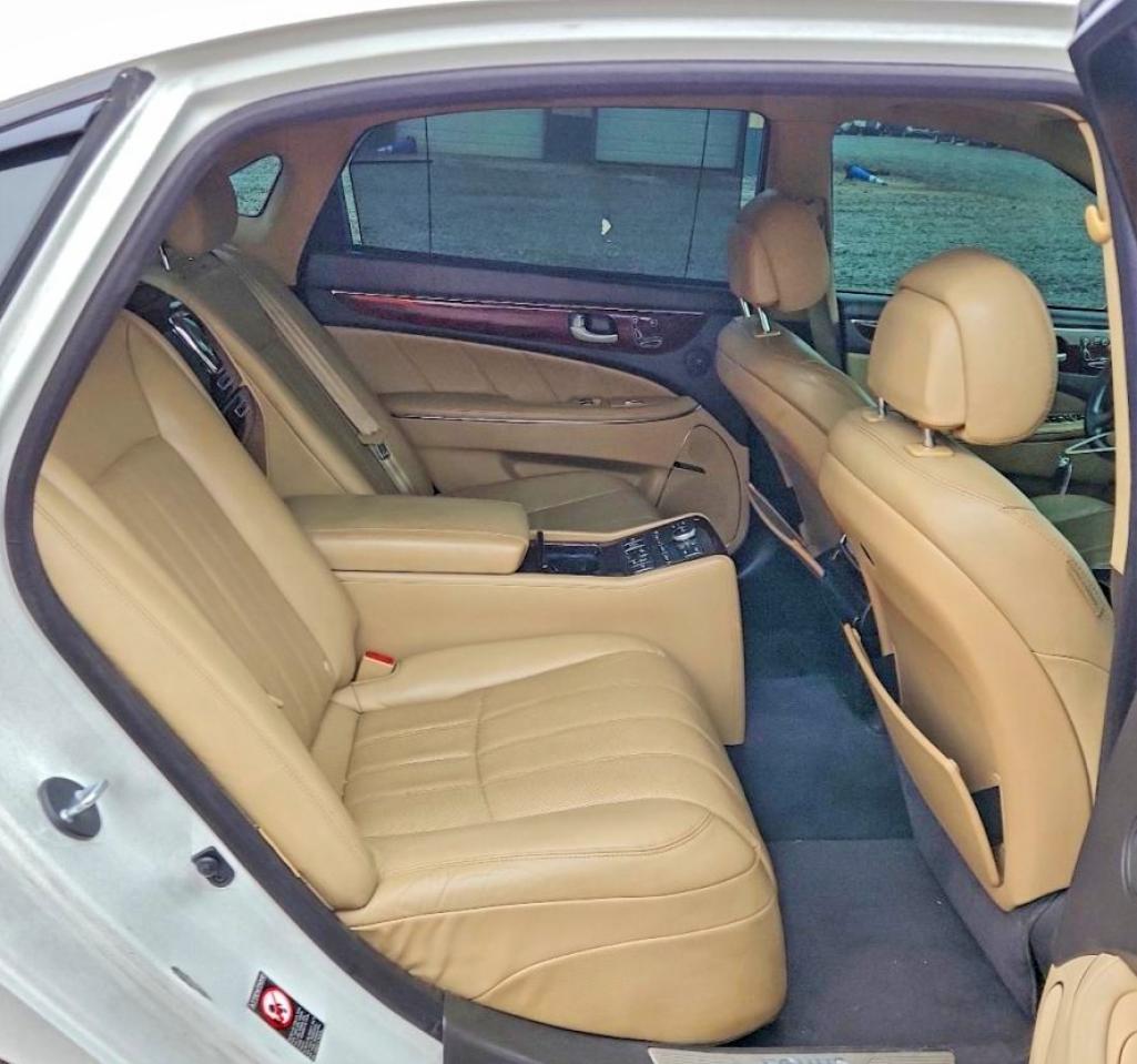2013 Hyundai Equus Signature Белый vin: KMHGH4JHXDU069565