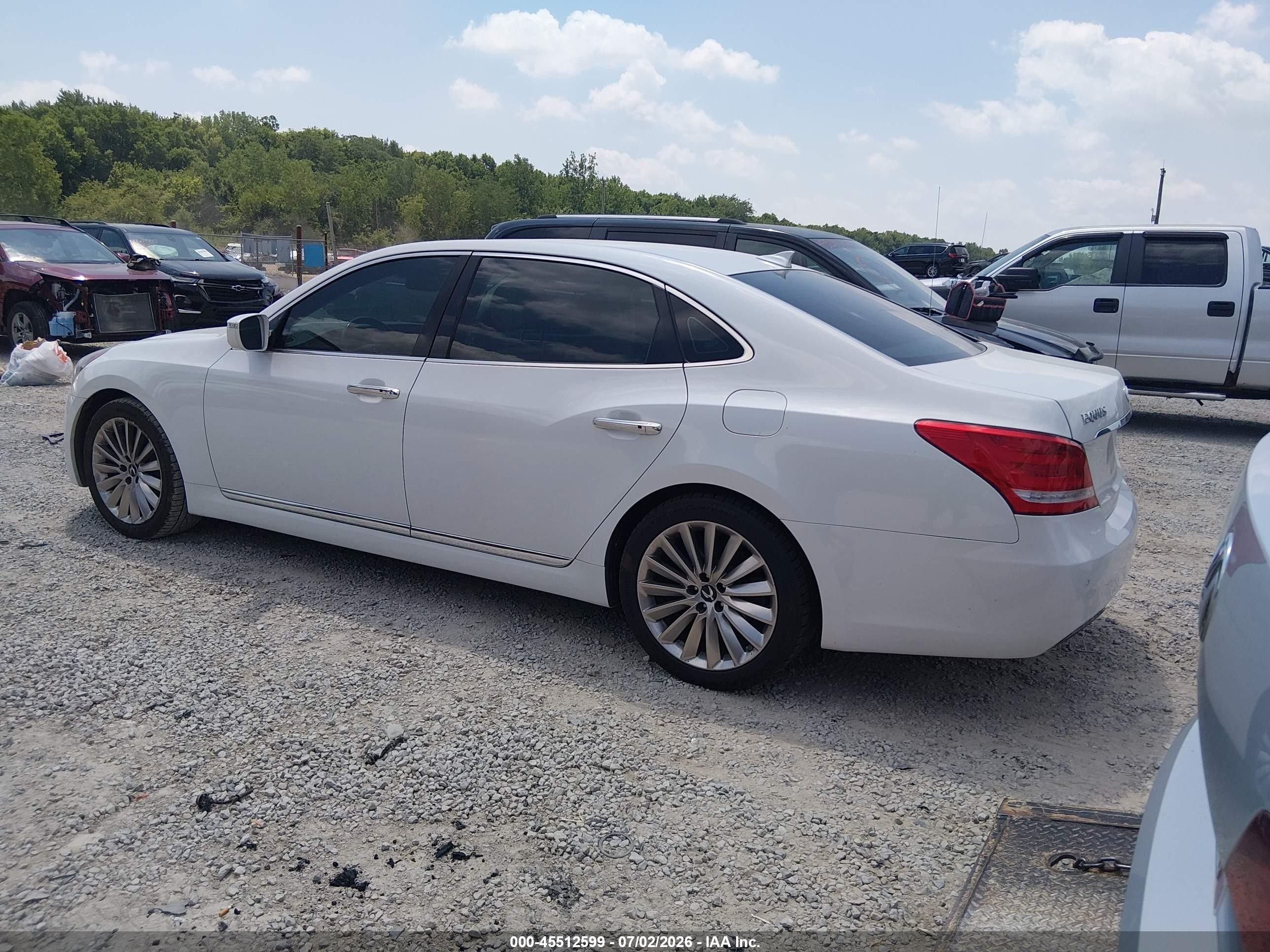 2014 Hyundai Equus Signature White vin: KMHGH4JHXEU077392