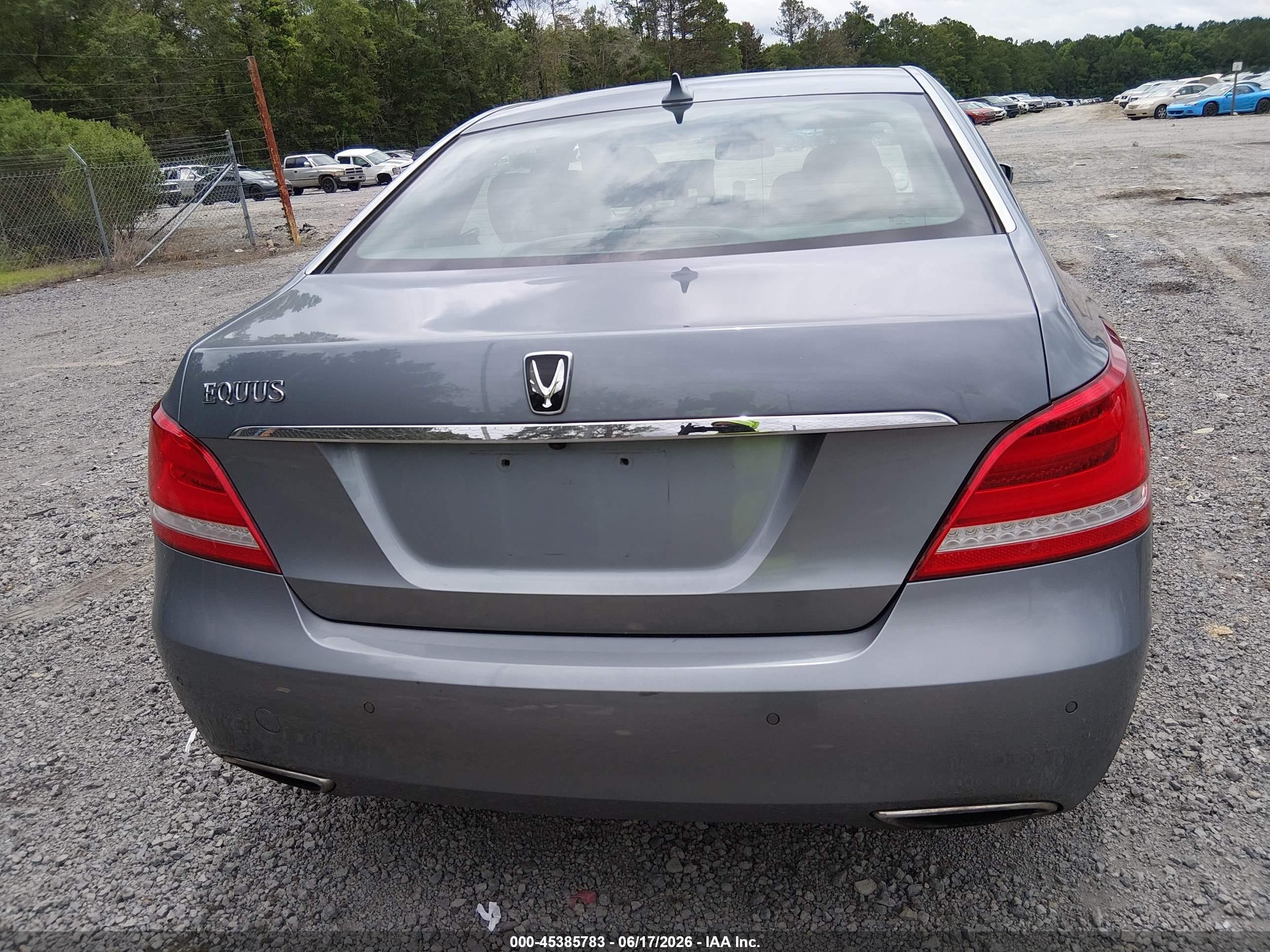 2014 Hyundai Equus Signature Gray vin: KMHGH4JHXEU086030