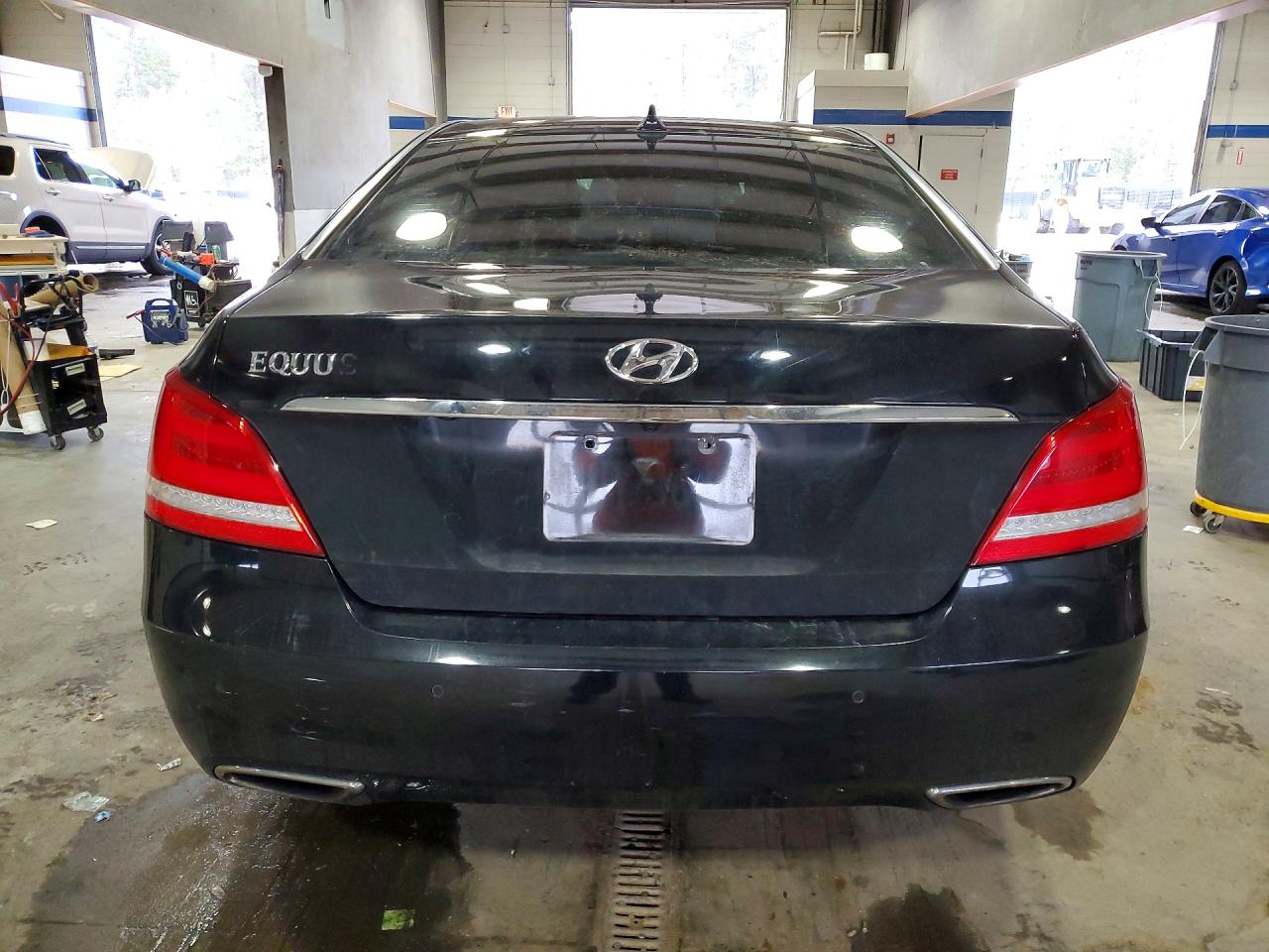 2015 Hyundai Equus Signature Black vin: KMHGH4JHXFU098664