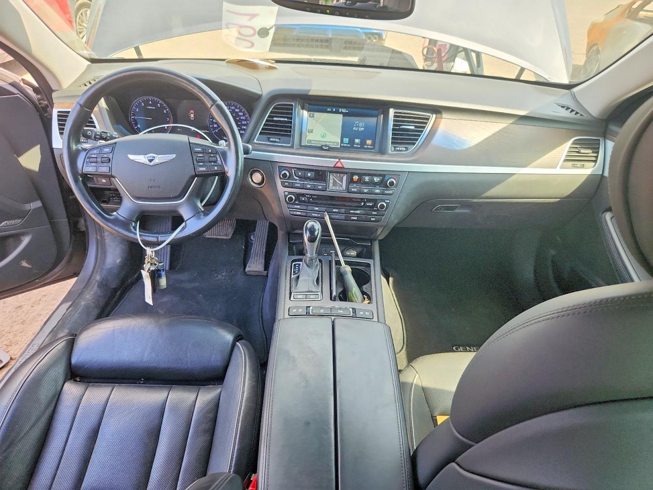 2015 Hyundai Genesis 3.8l Silver vin: KMHGN4JE0FU020697