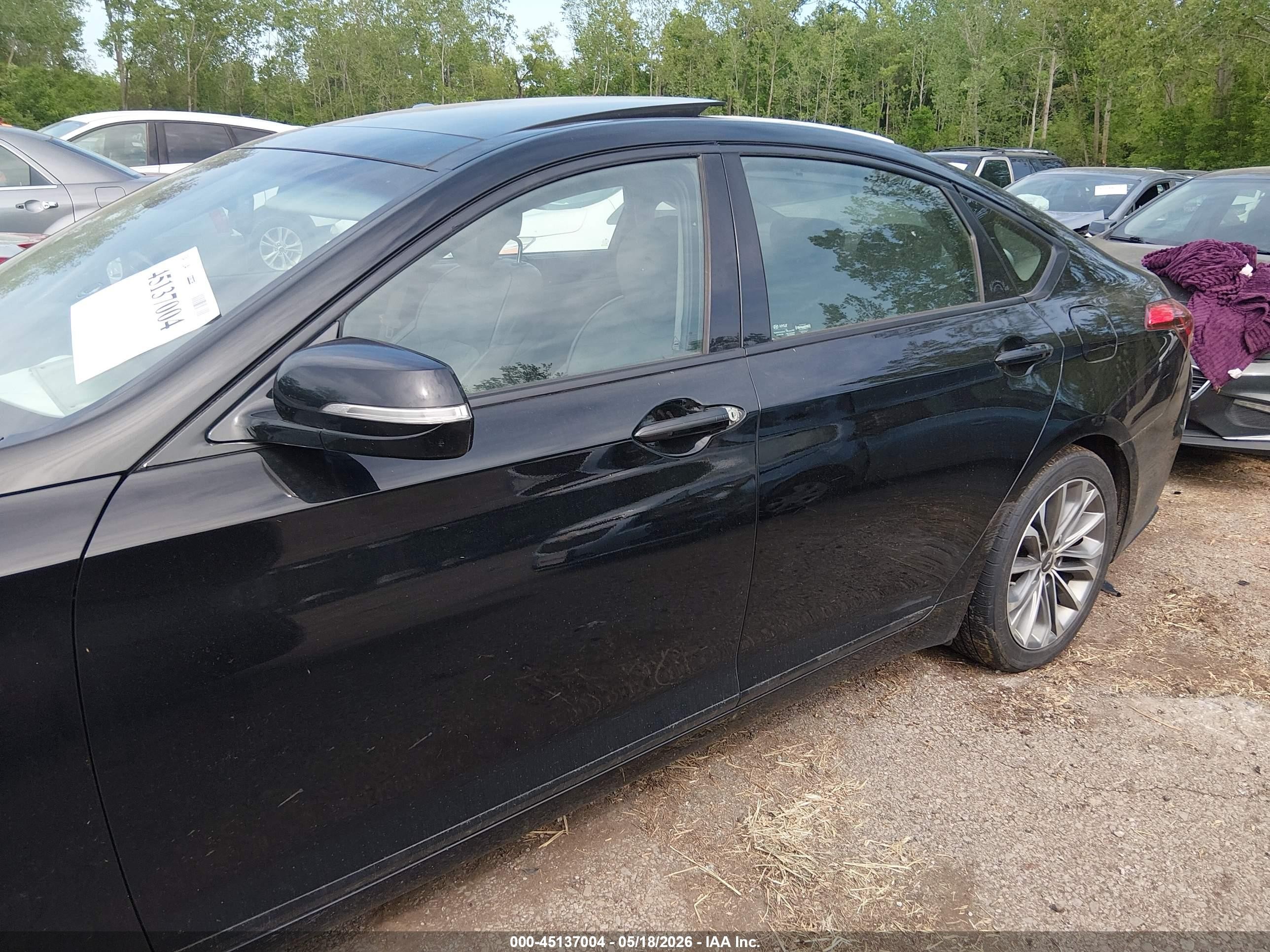 2015 Hyundai Genesis 3.8 Black vin: KMHGN4JE0FU032848