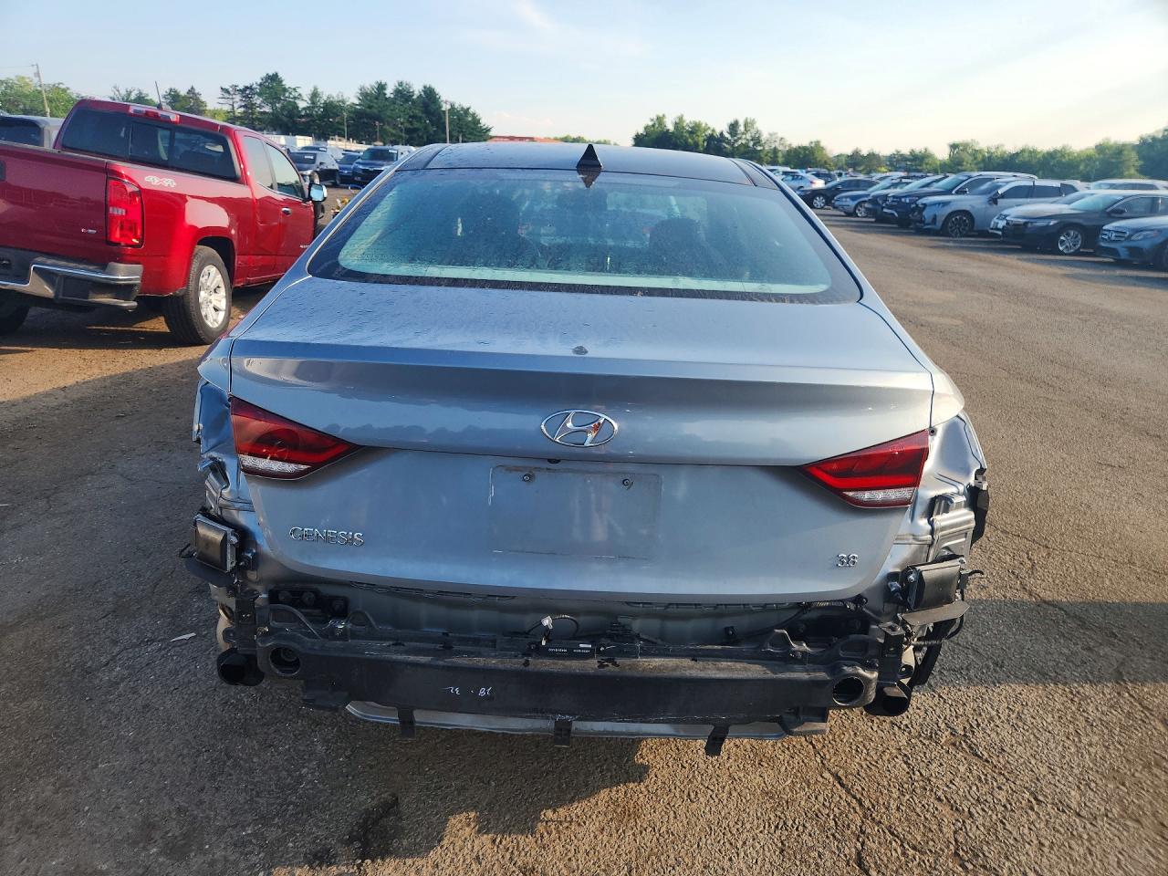 2015 Hyundai Genesis 3.8l Gray vin: KMHGN4JE0FU047527