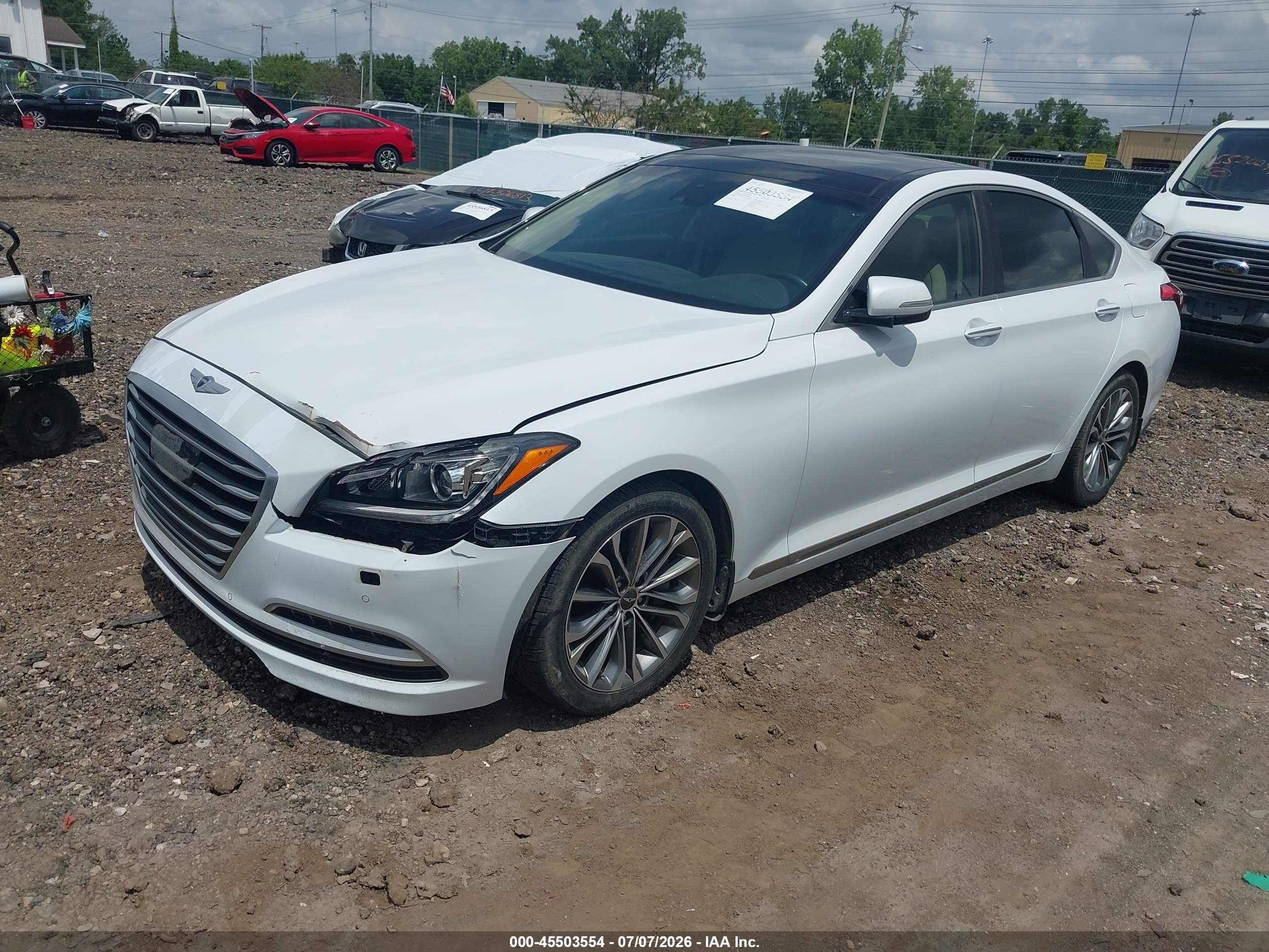 2015 Hyundai Genesis 3.8 White vin: KMHGN4JE0FU080558