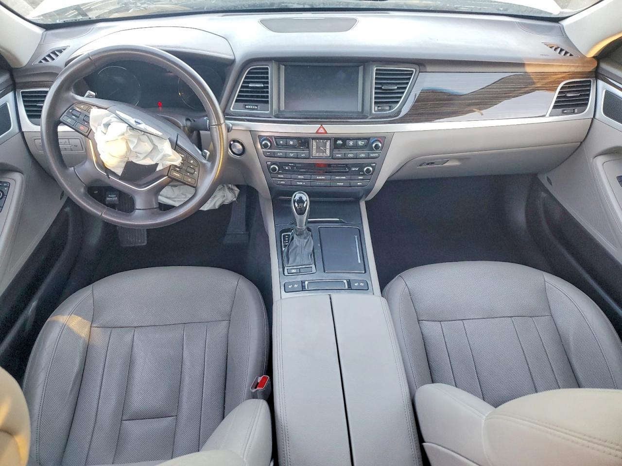 2015 Hyundai Genesis 3.8l White vin: KMHGN4JE0FU084447