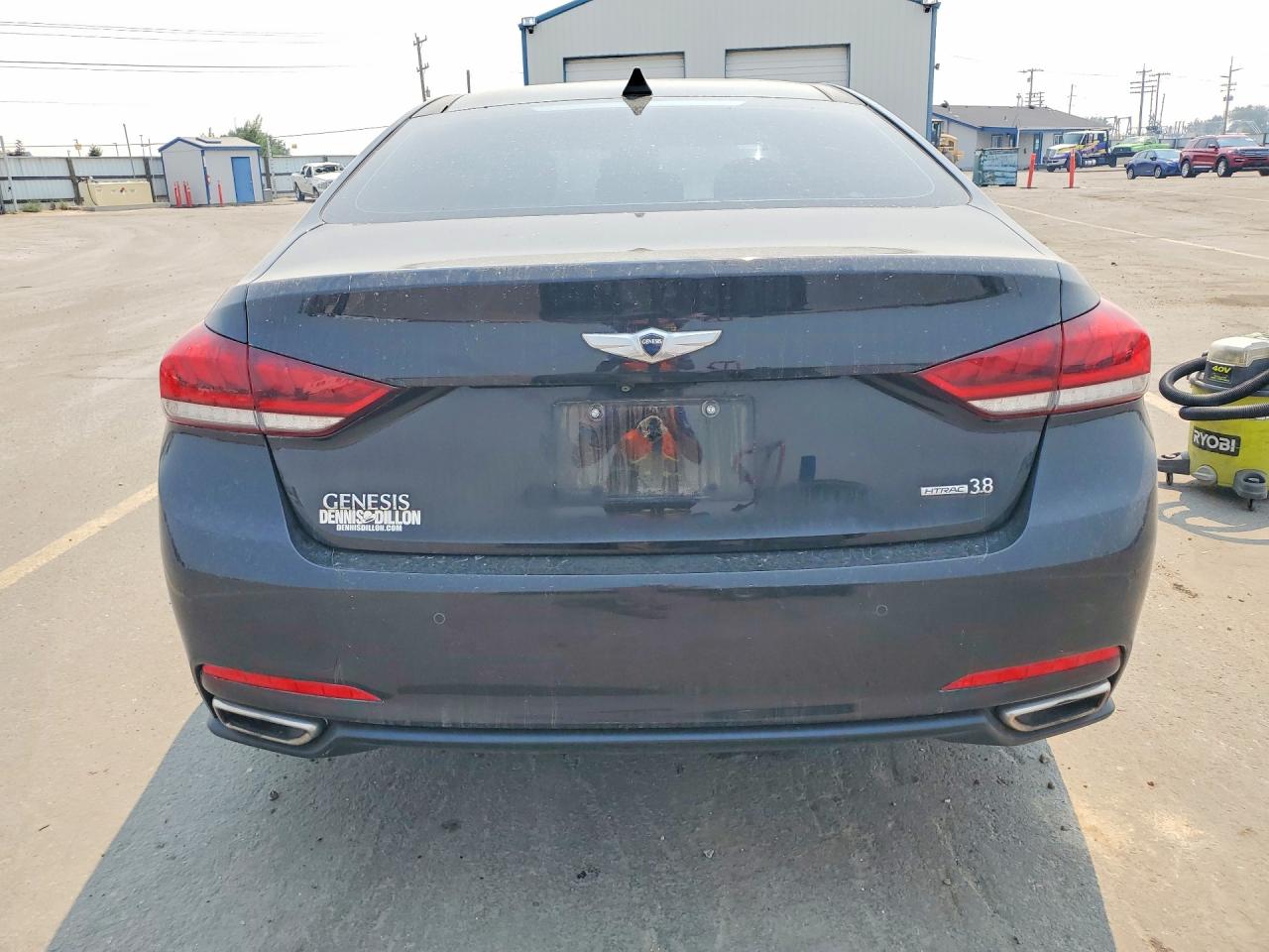 2015 Hyundai Genesis 3.8l Черный vin: KMHGN4JE1FU016710