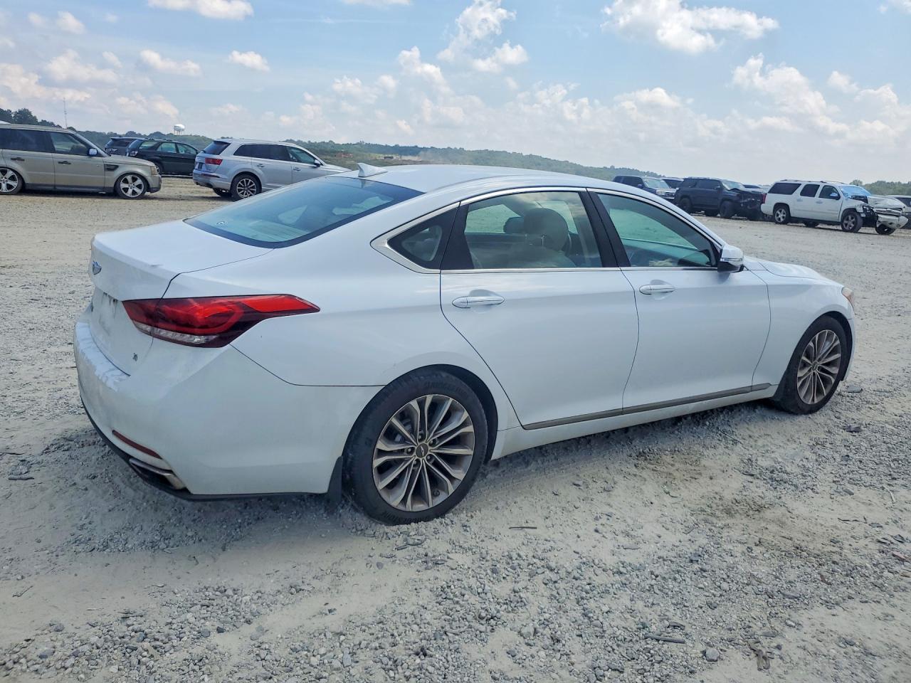 2015 Hyundai Genesis 3.8l White vin: KMHGN4JE1FU044572