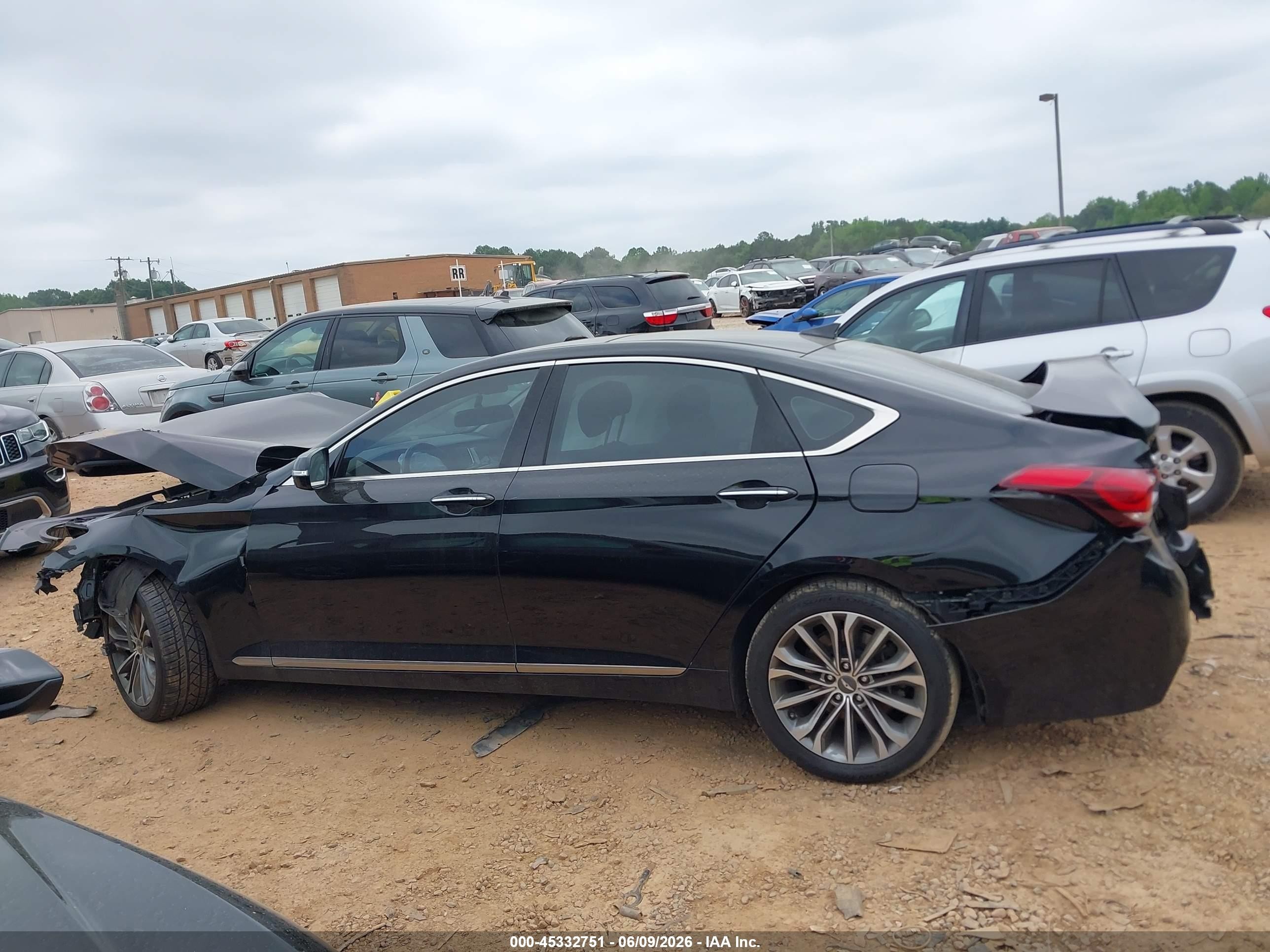 2015 Hyundai Genesis 3.8 Black vin: KMHGN4JE1FU050159