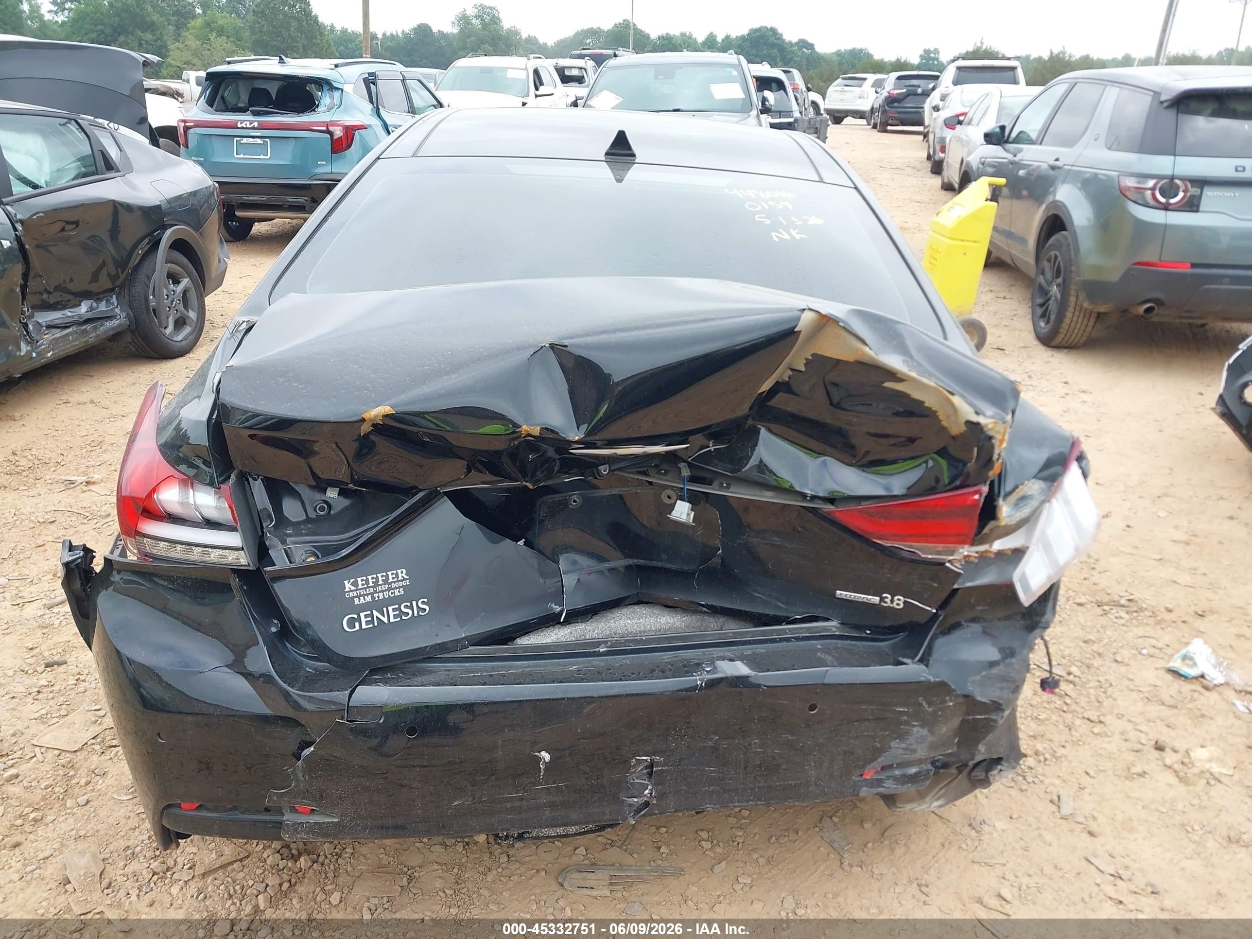 2015 Hyundai Genesis 3.8 Black vin: KMHGN4JE1FU050159