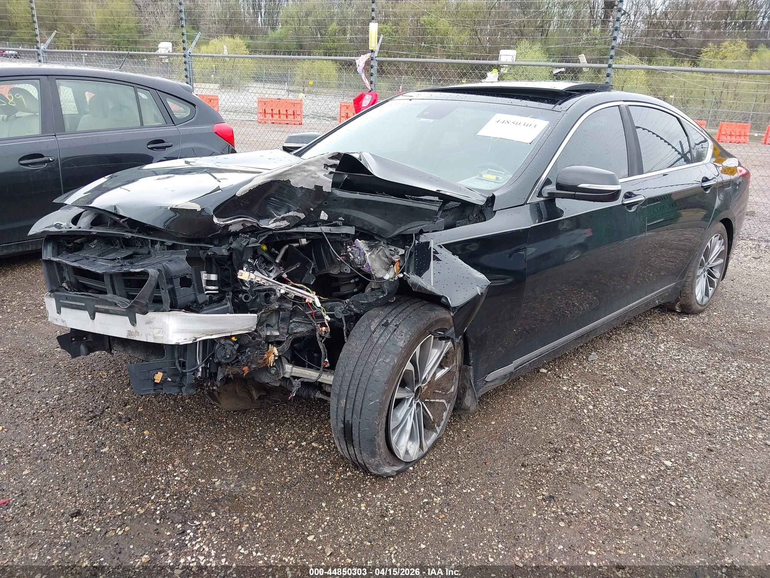 2015 Hyundai Genesis 3.8 Black vin: KMHGN4JE1FU075644