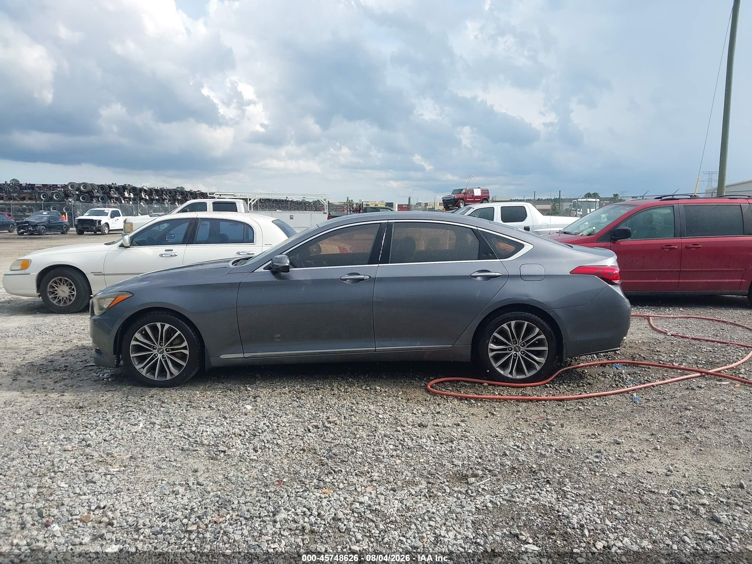 2015 Hyundai Genesis 3.8 Серый vin: KMHGN4JE1FU078303