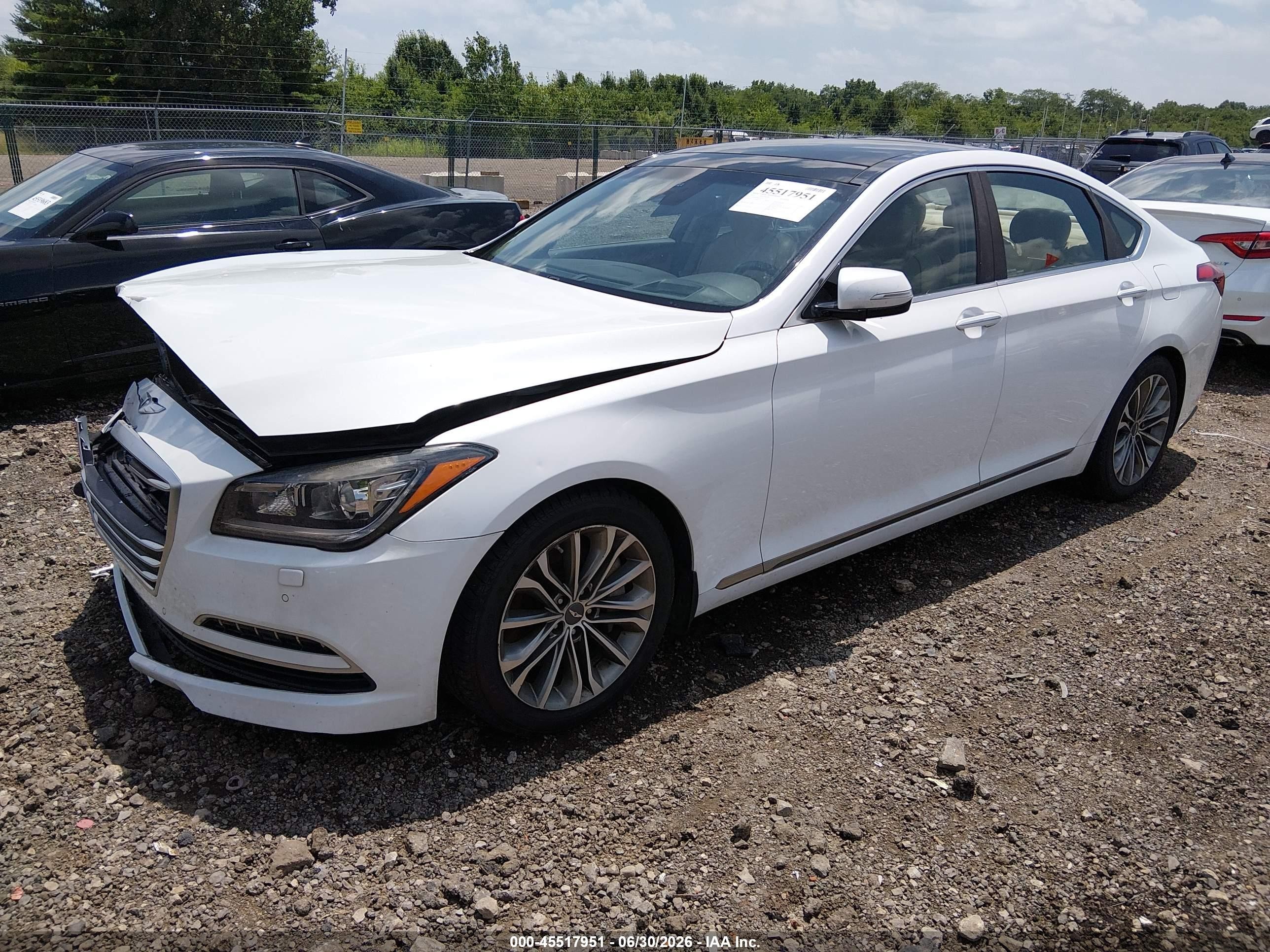 2015 Hyundai Genesis 3.8 White vin: KMHGN4JE1FU079743