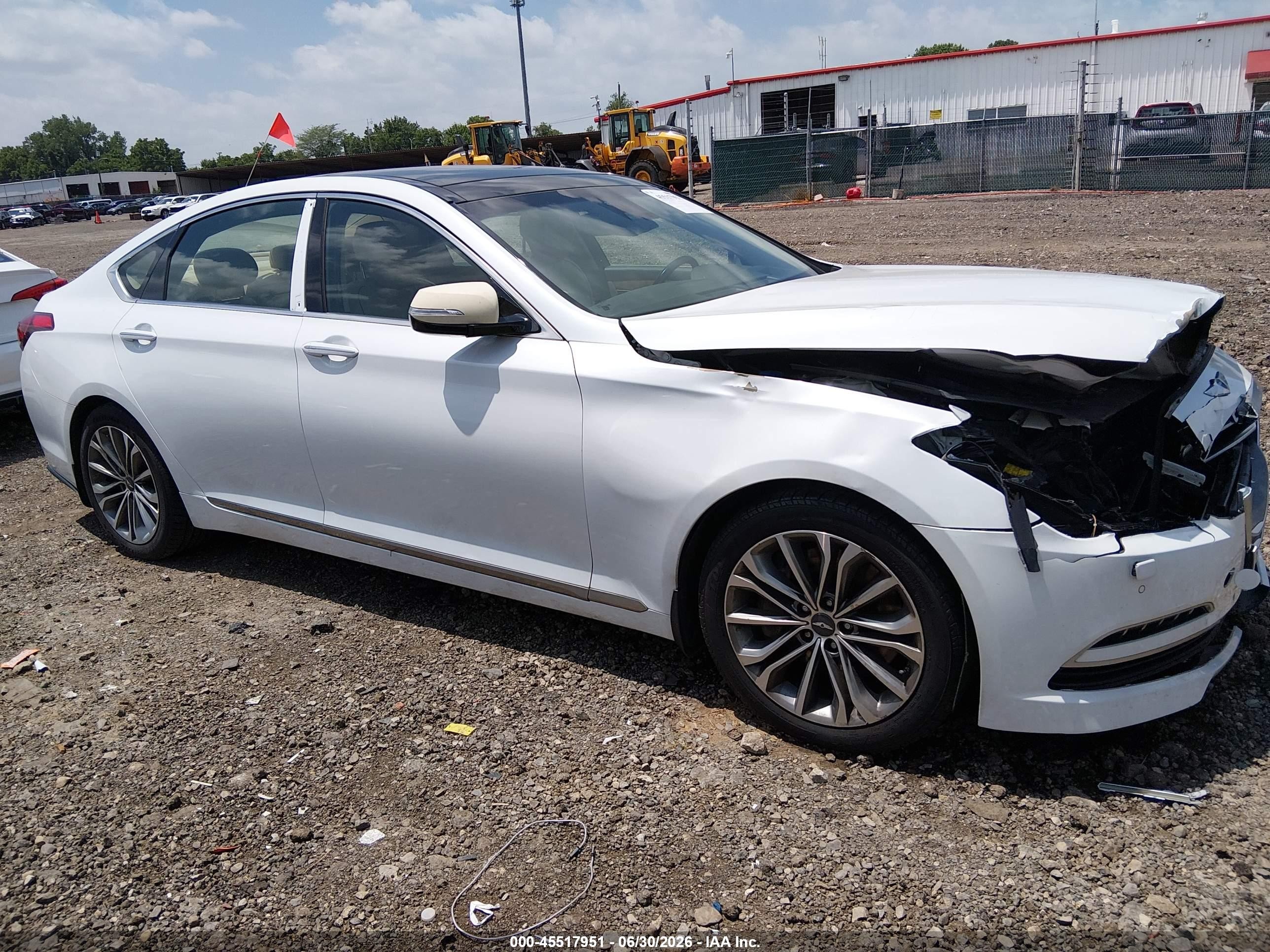 2015 Hyundai Genesis 3.8 White vin: KMHGN4JE1FU079743