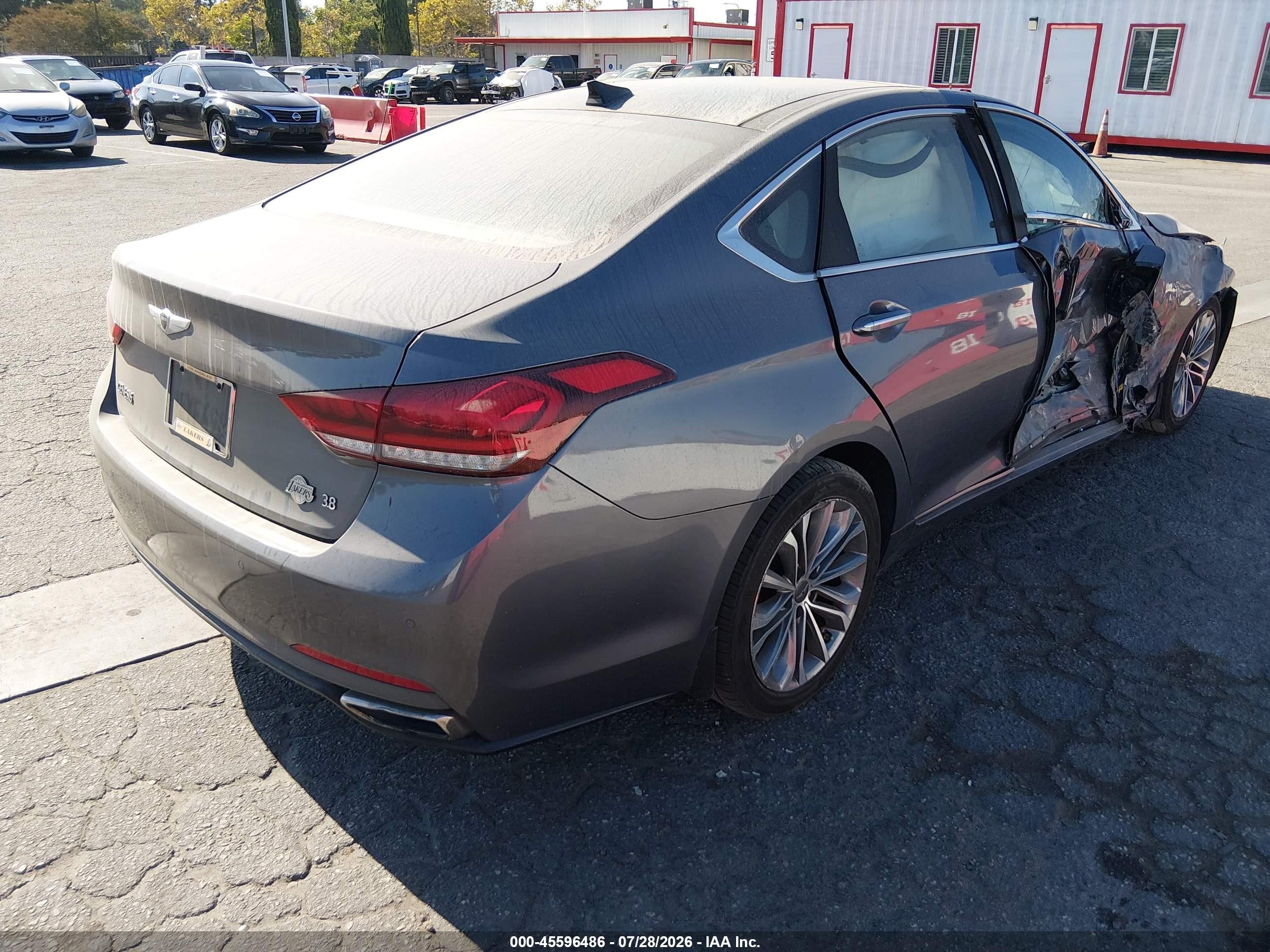 2015 Hyundai Genesis 3.8 Gray vin: KMHGN4JE1FU096249