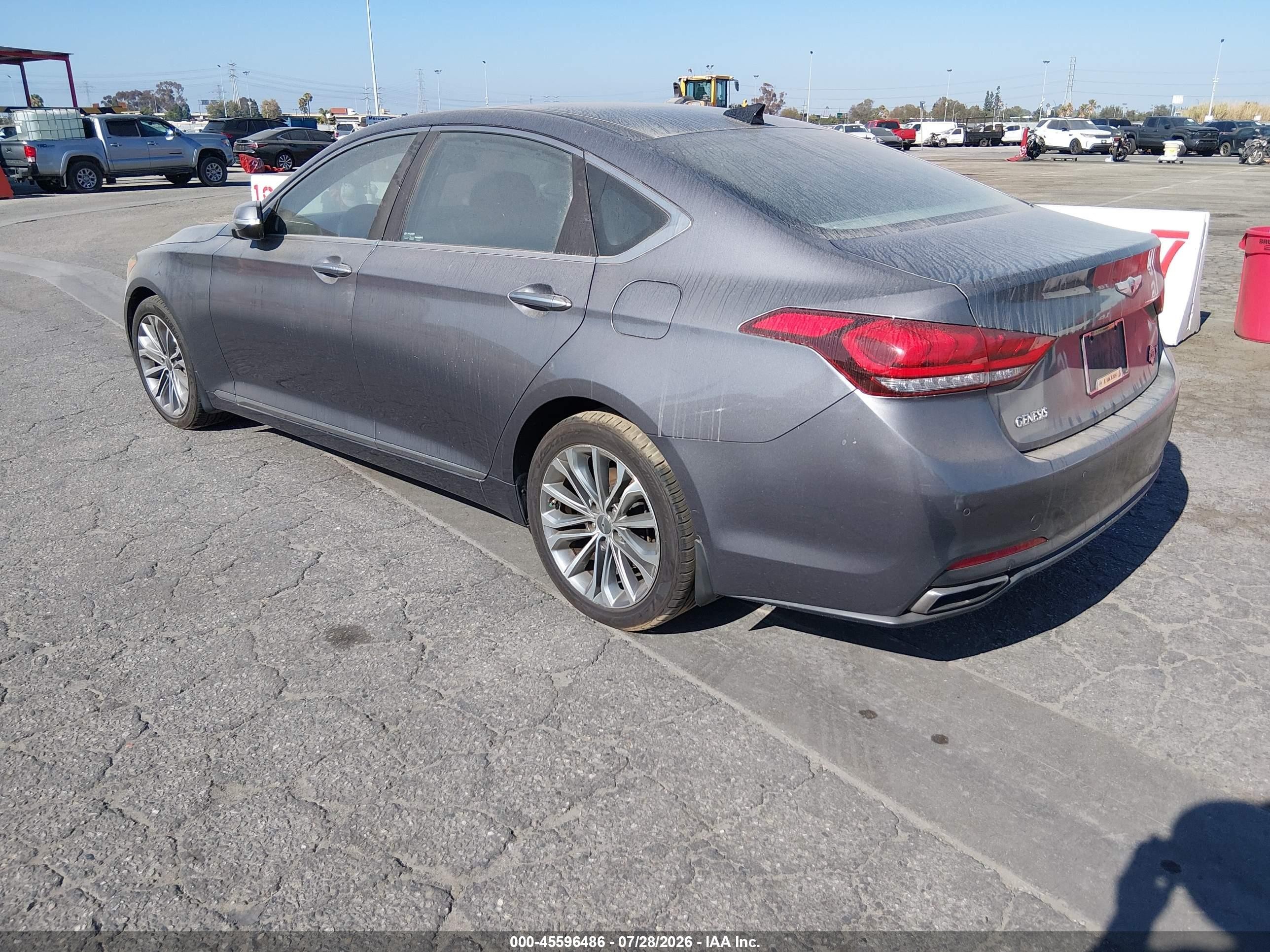 2015 Hyundai Genesis 3.8 Gray vin: KMHGN4JE1FU096249
