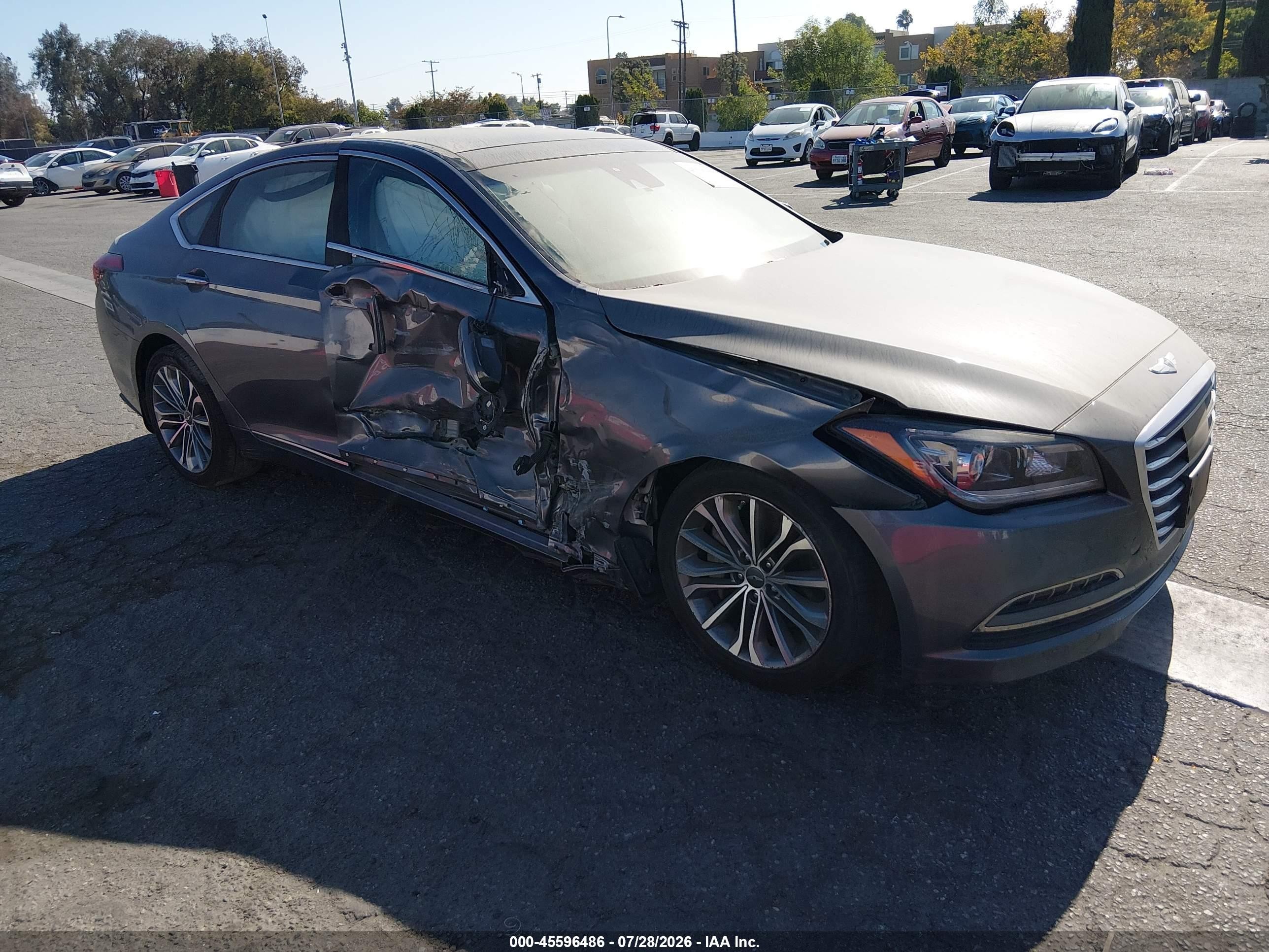 2015 Hyundai Genesis 3.8 Gray vin: KMHGN4JE1FU096249