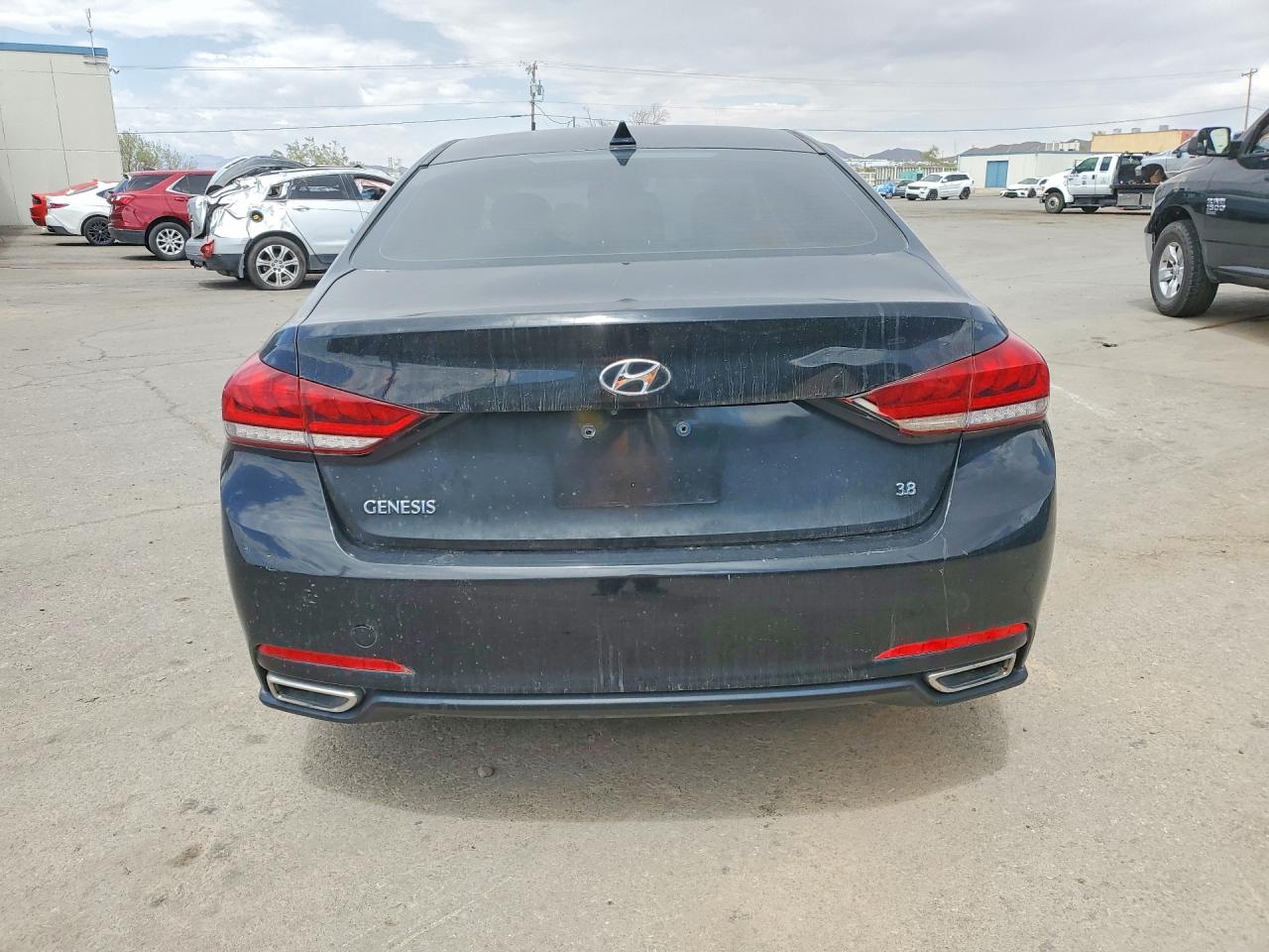 2016 Hyundai Genesis 3.8l Black vin: KMHGN4JE1GU128232